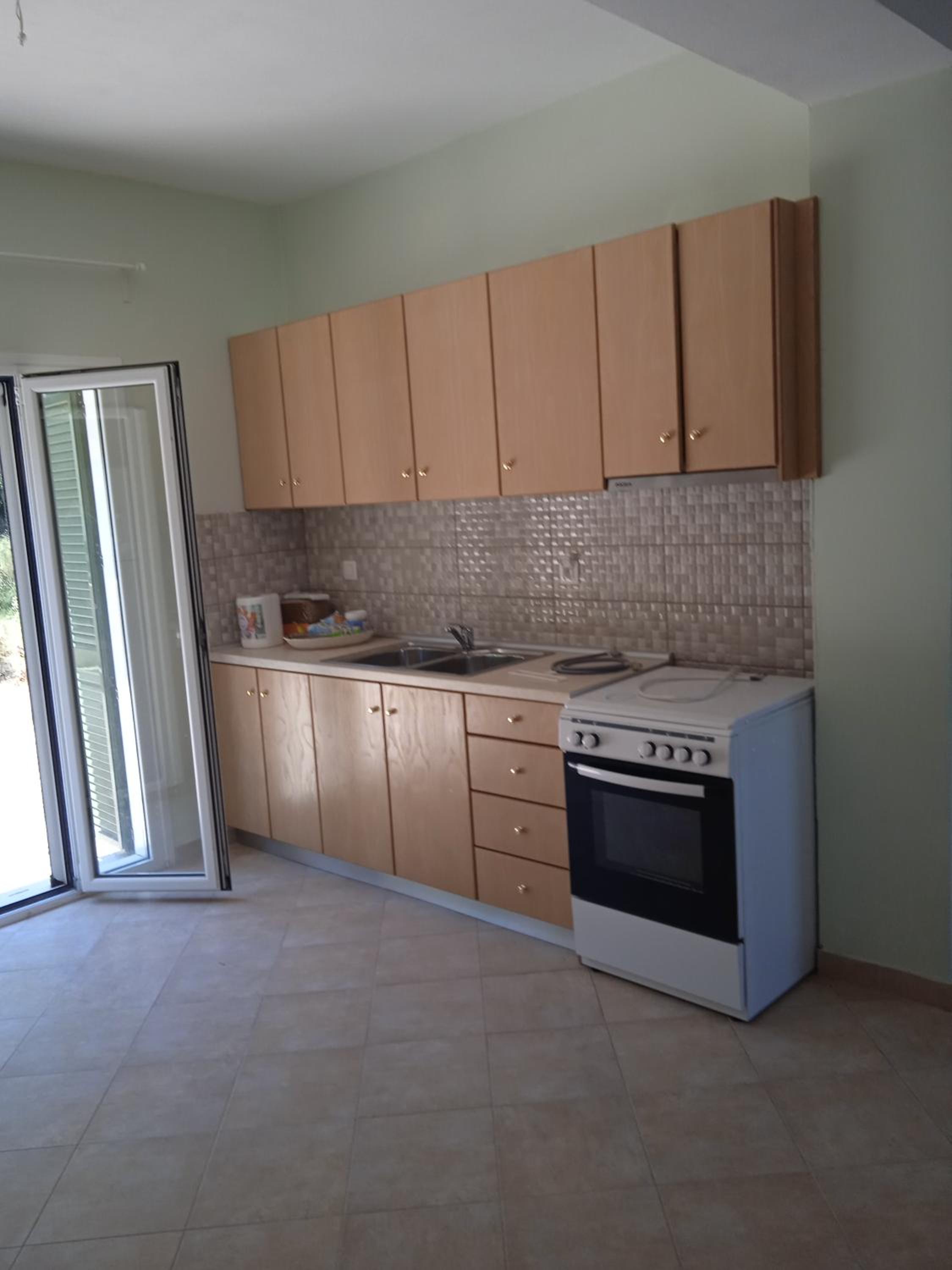 Two-Bedroom House - Photo 6