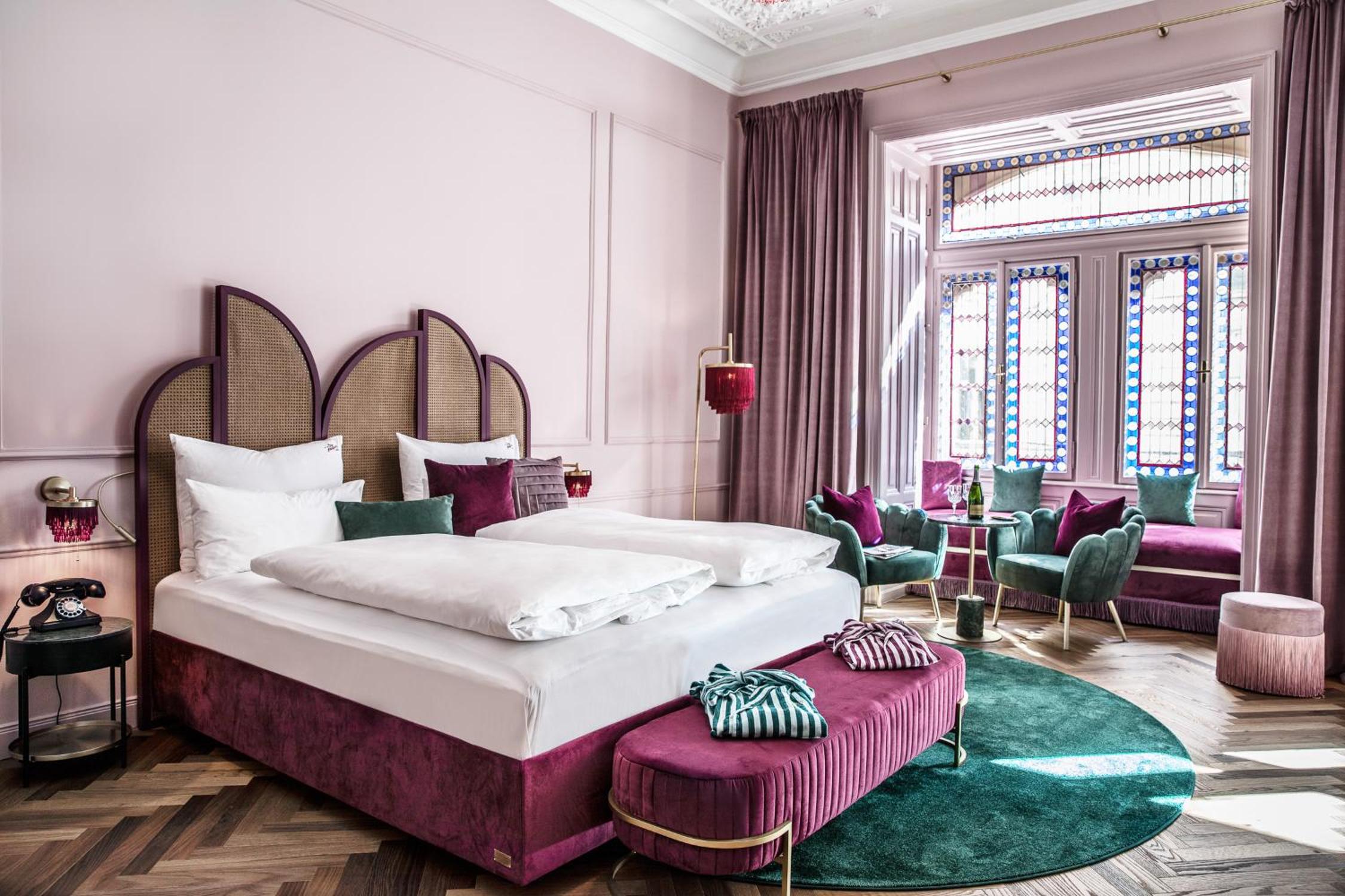 Suite mit Kingsize Bett – Josefine Bel Etage