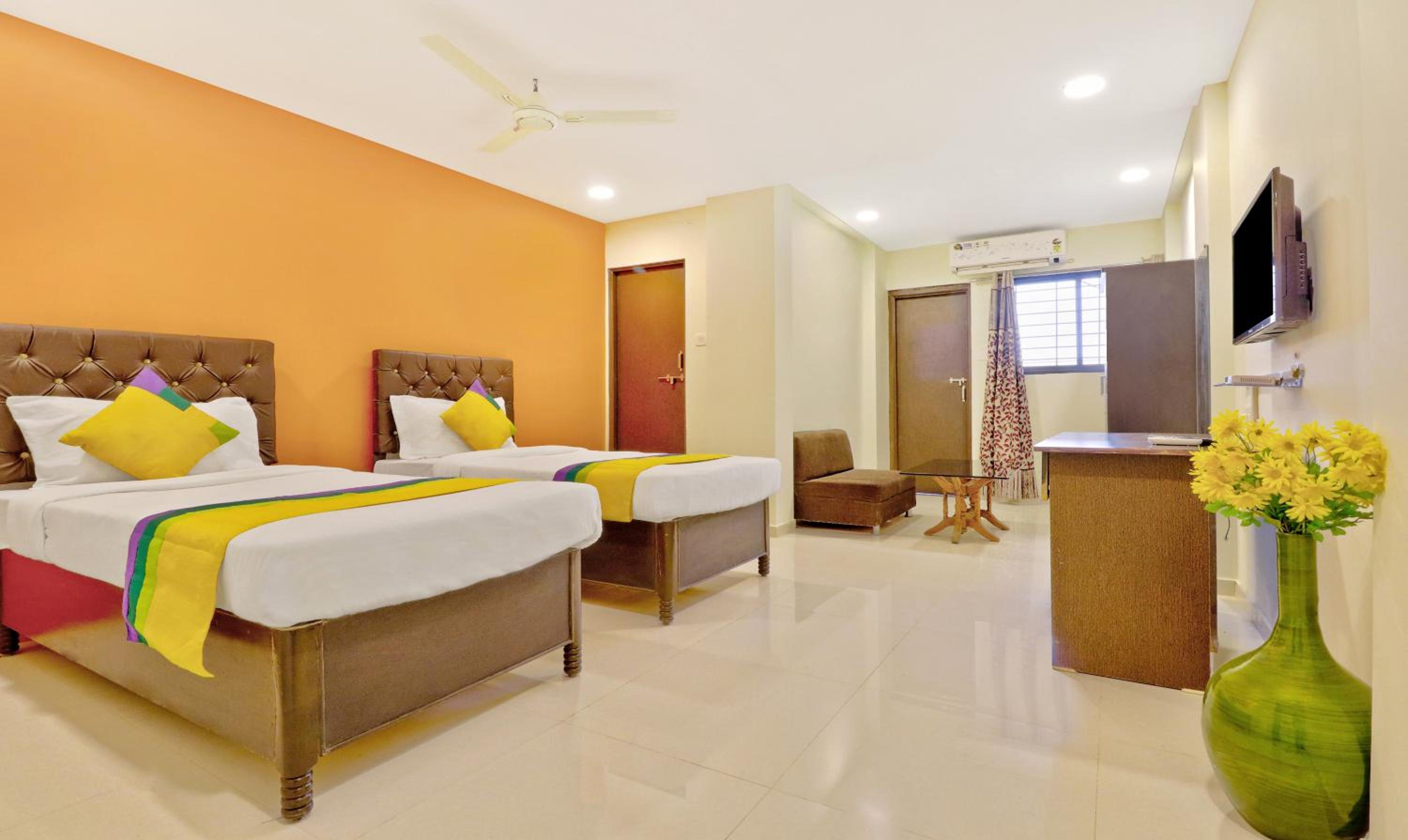 Standard Double Room - Photo 5