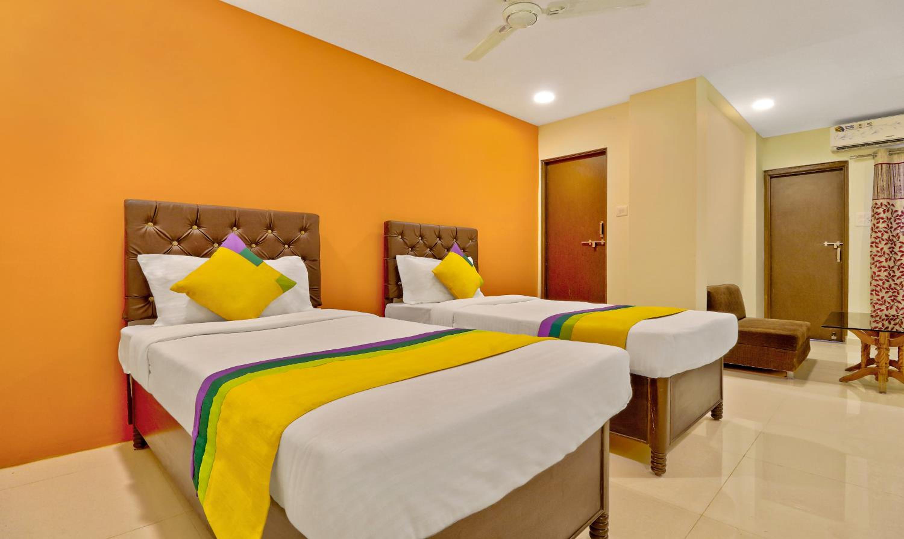 Standard Double Room - Photo 3