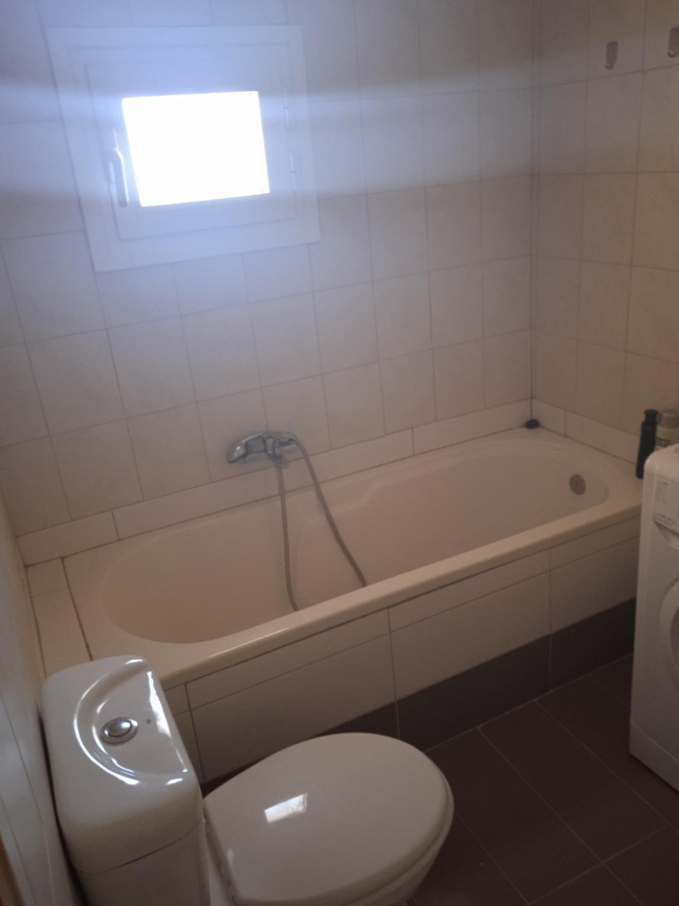 Two-Bedroom House - Photo 21