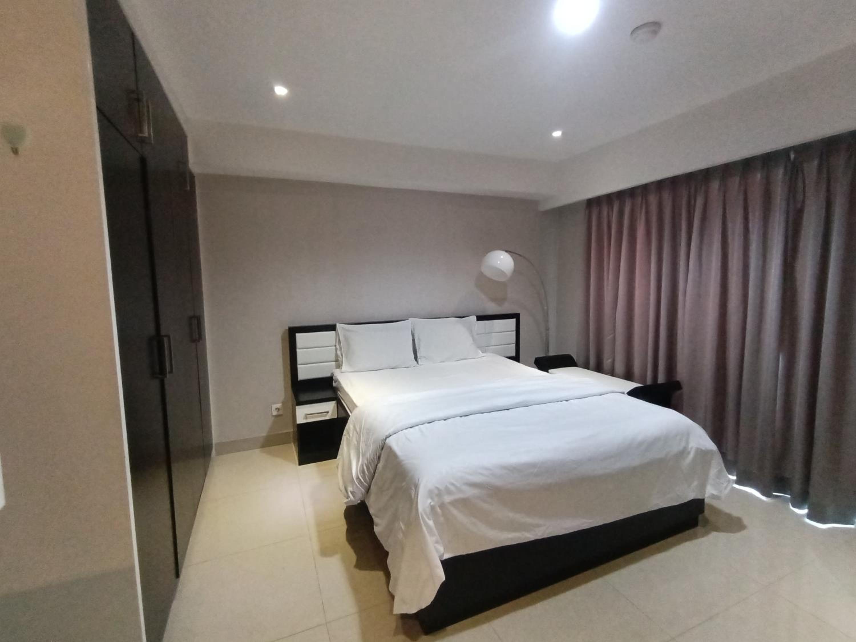 Studio Apartment - Photo 6