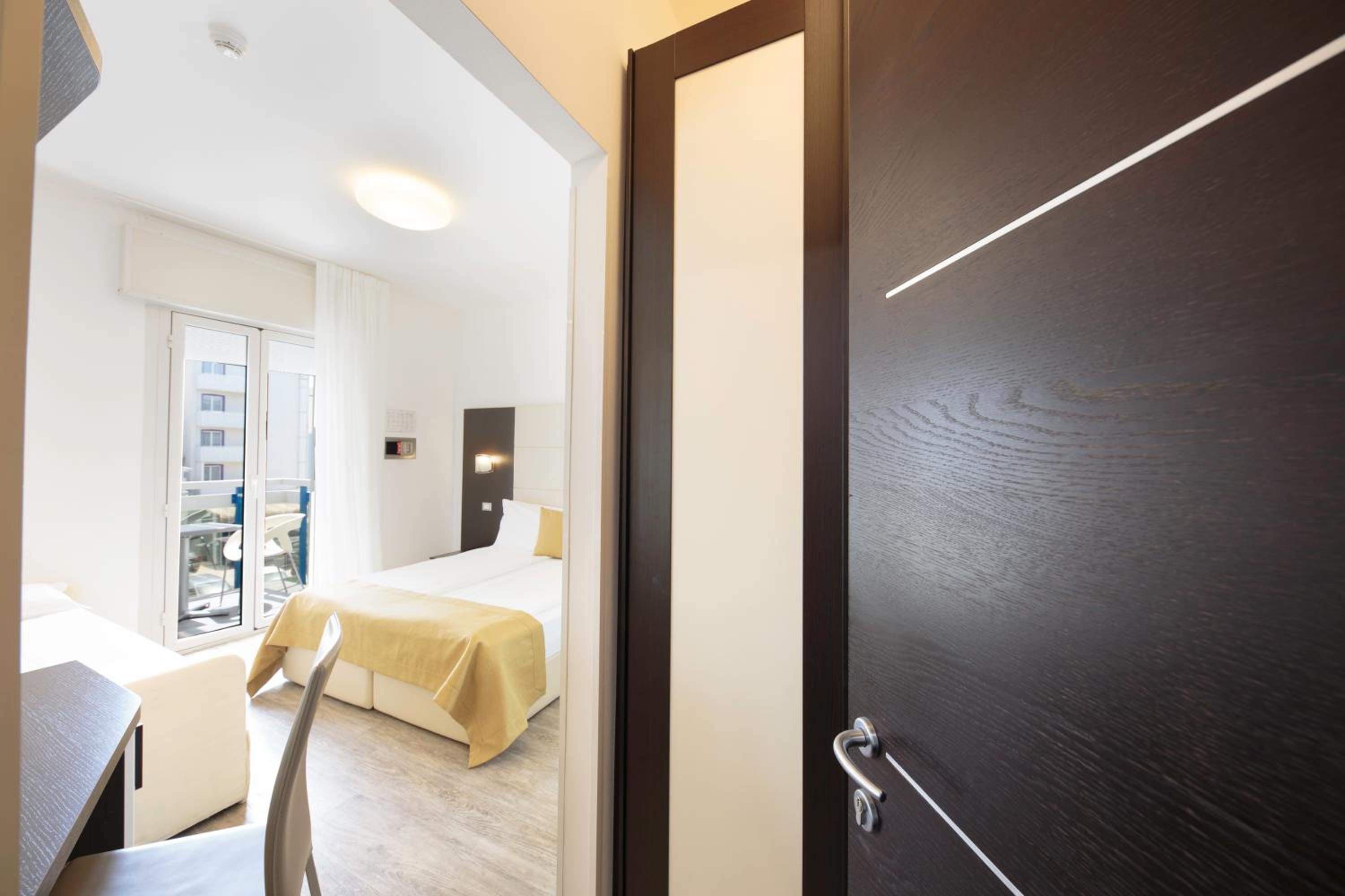 Triple Room with Balcony photo 2