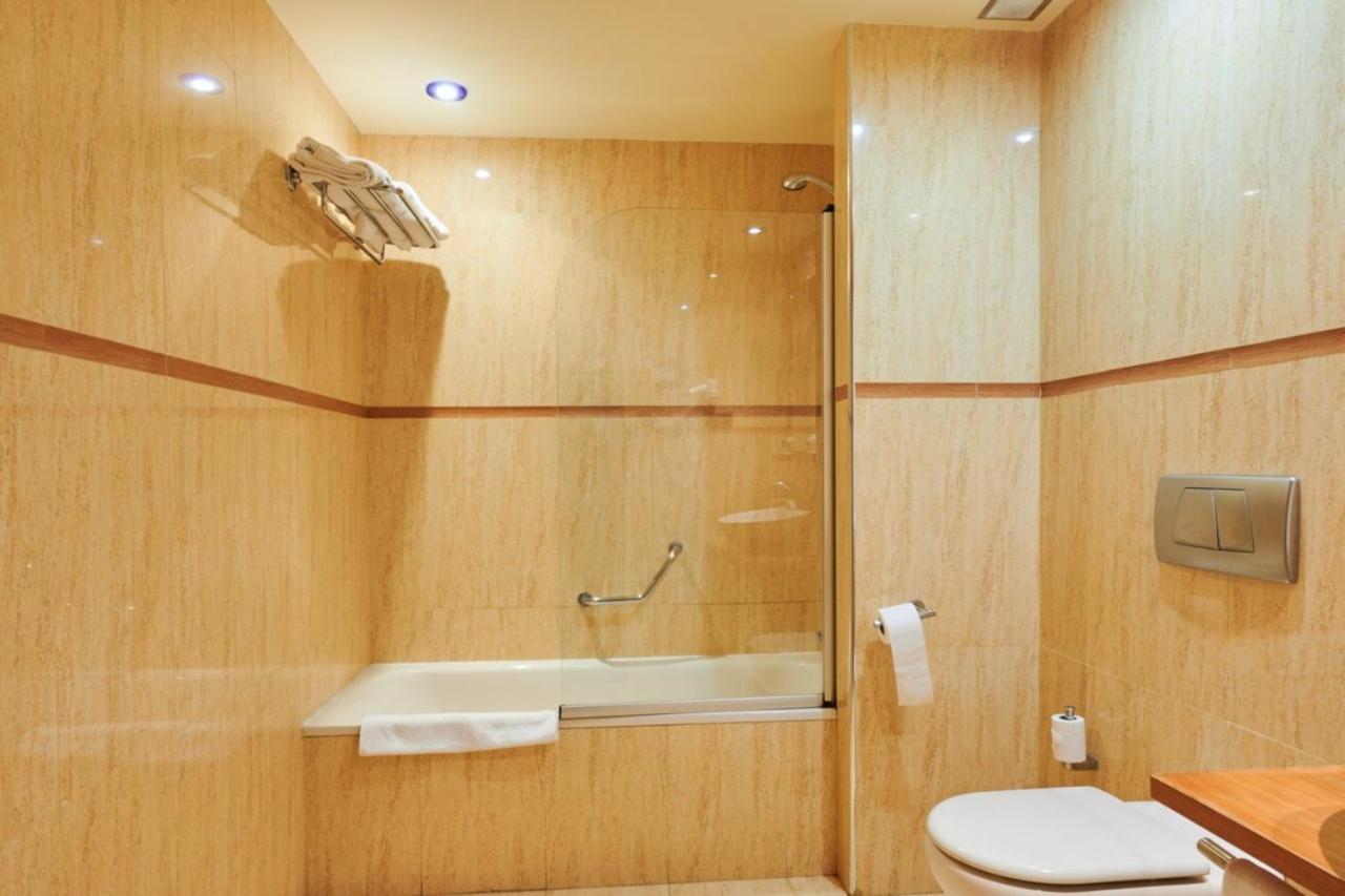 Triple Room with Balcony photo 3
