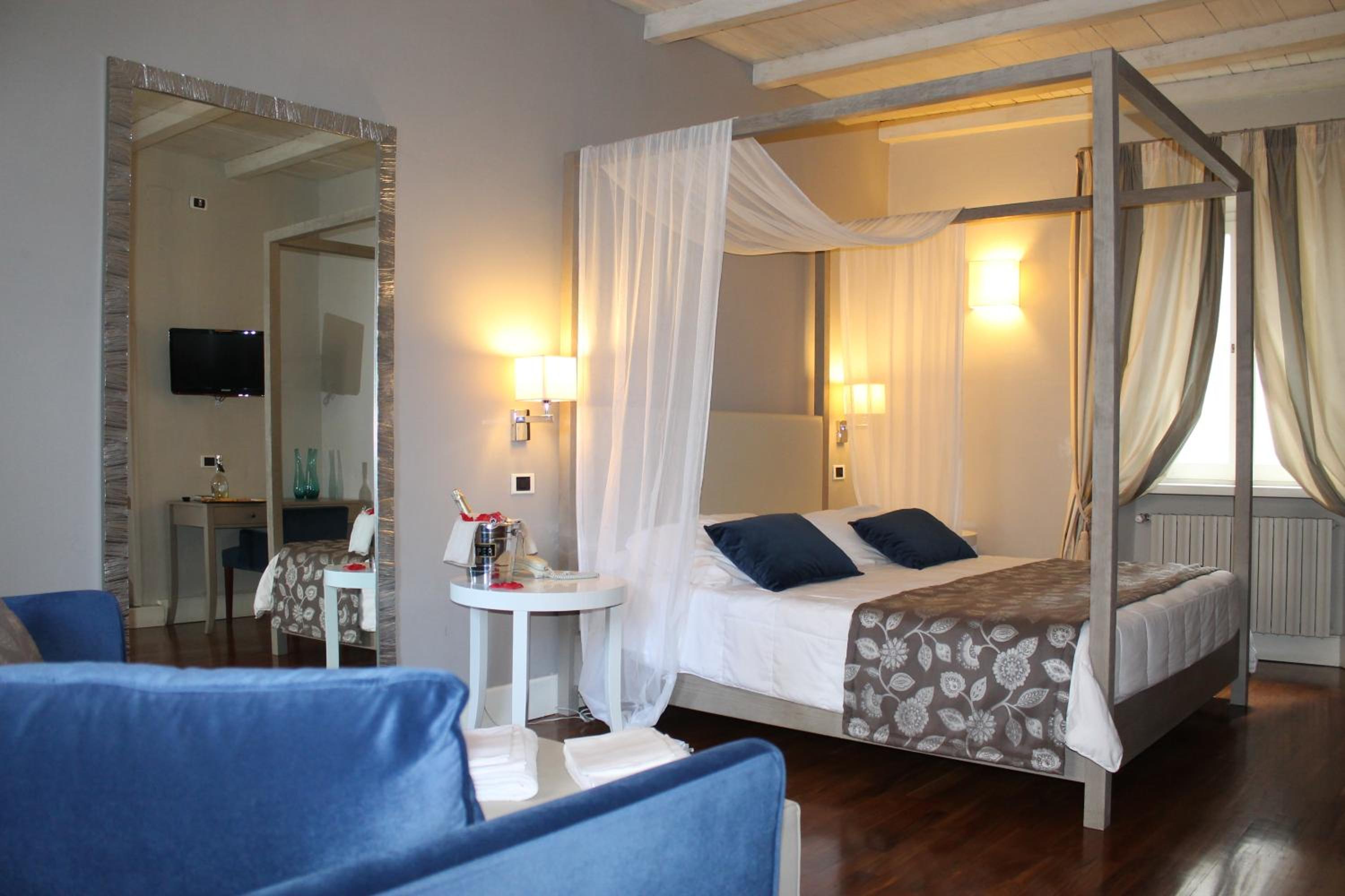 Junior Suite - Photo 7