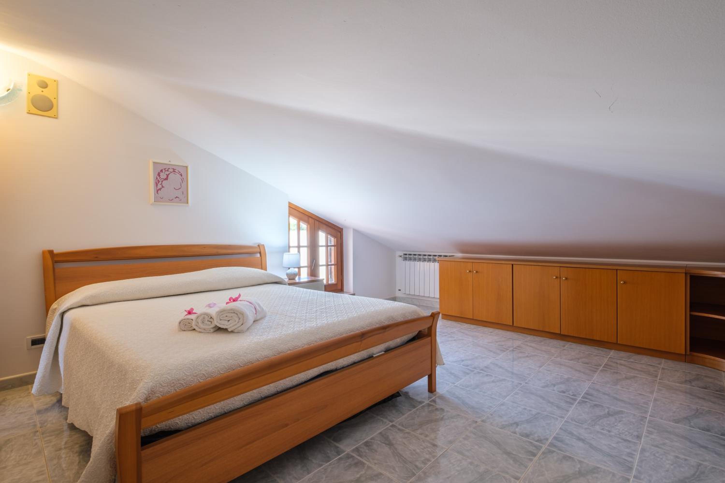 Two-Bedroom Deluxe Apartment with Ocean View photo 1