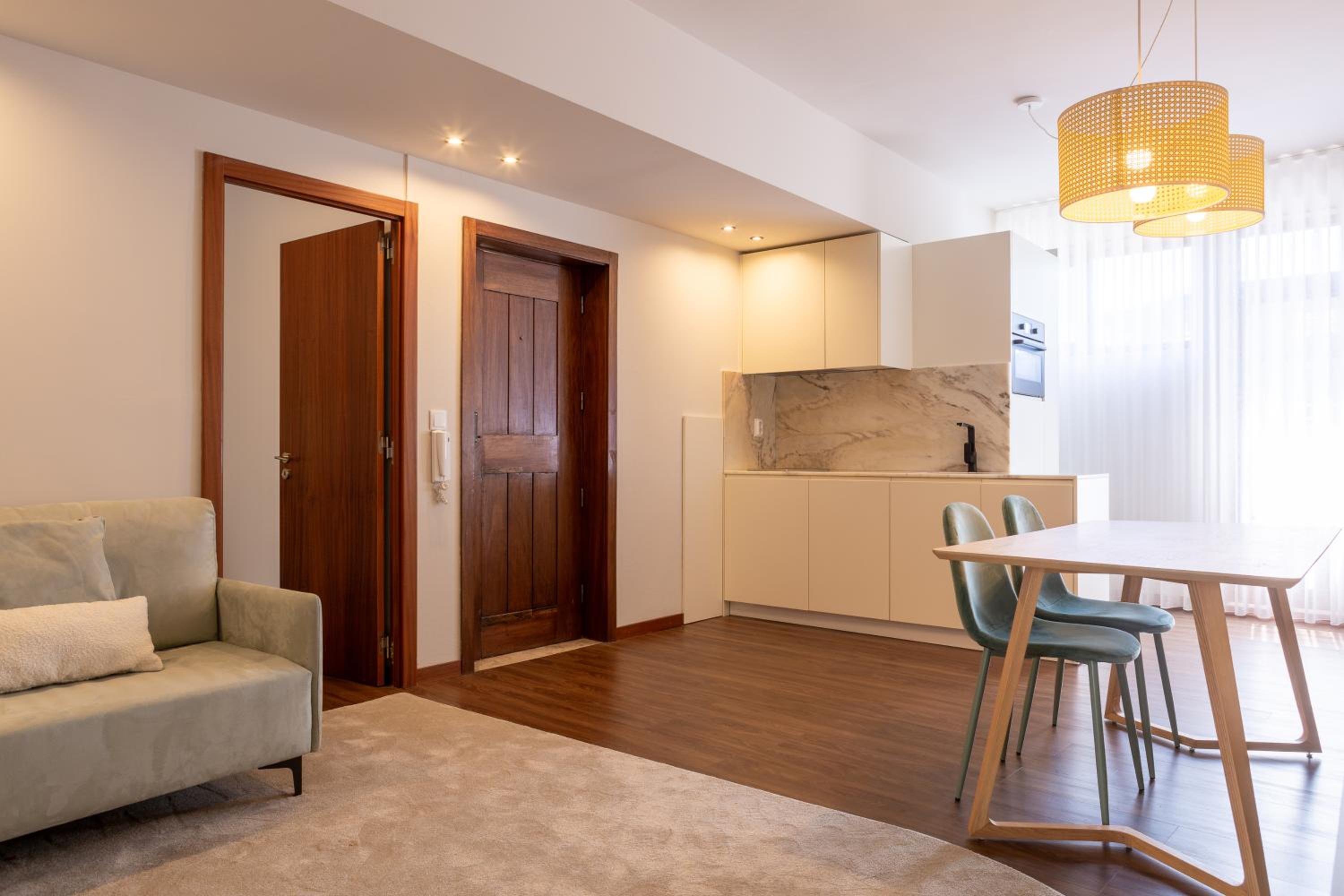 Two-Bedroom Apartment with Terrace and View - Photo 11