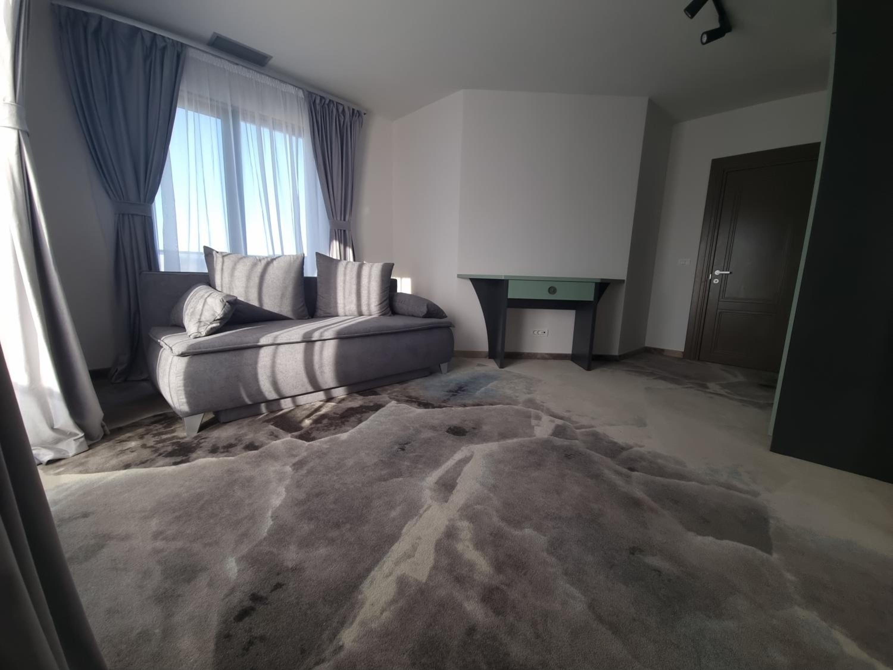 Deluxe Family Room - Photo 33