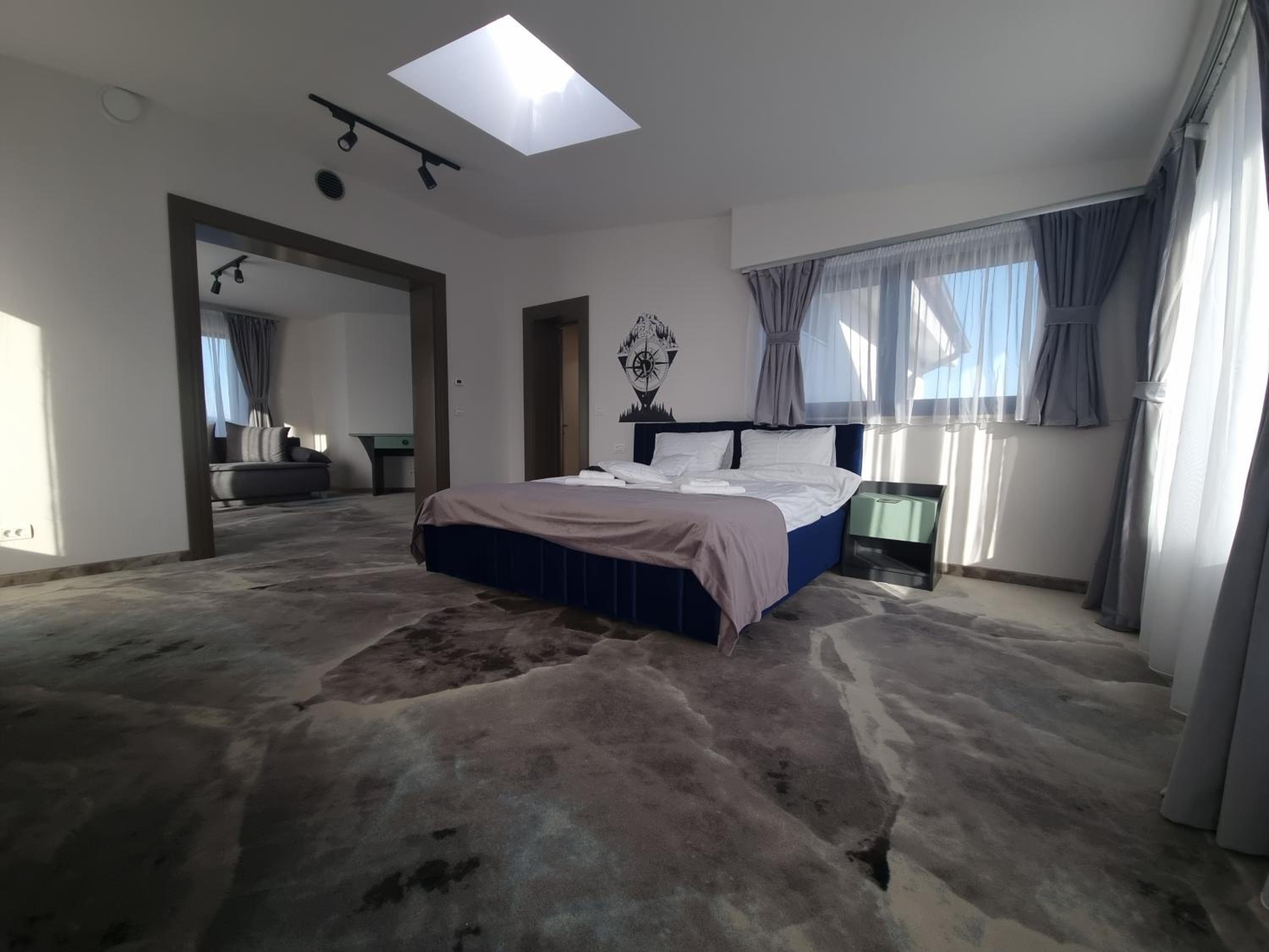 Deluxe Family Room - Photo 5