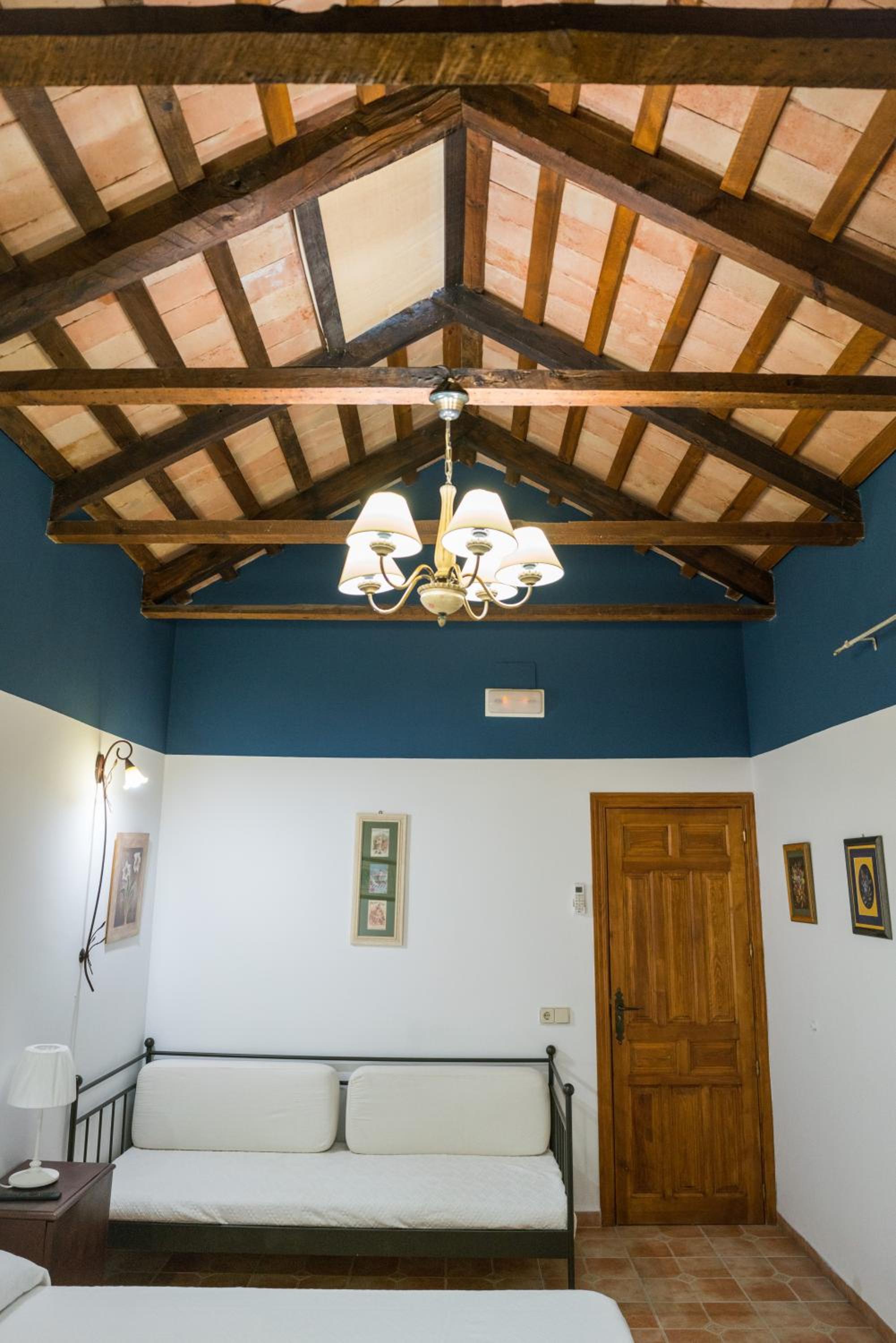 Deluxe Double Room with Extra Bed photo 2