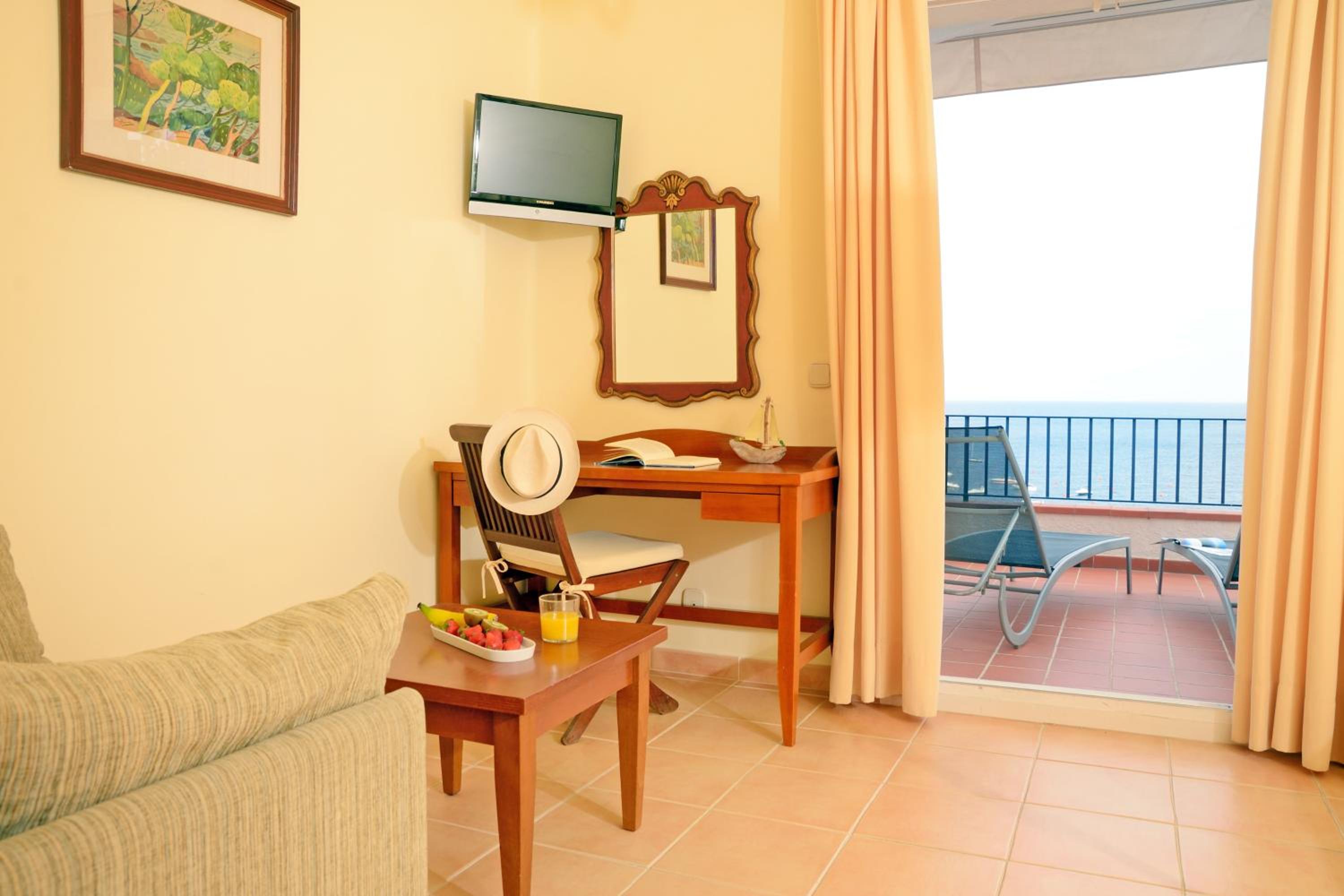 Superior Double Room with Sea View photo 3