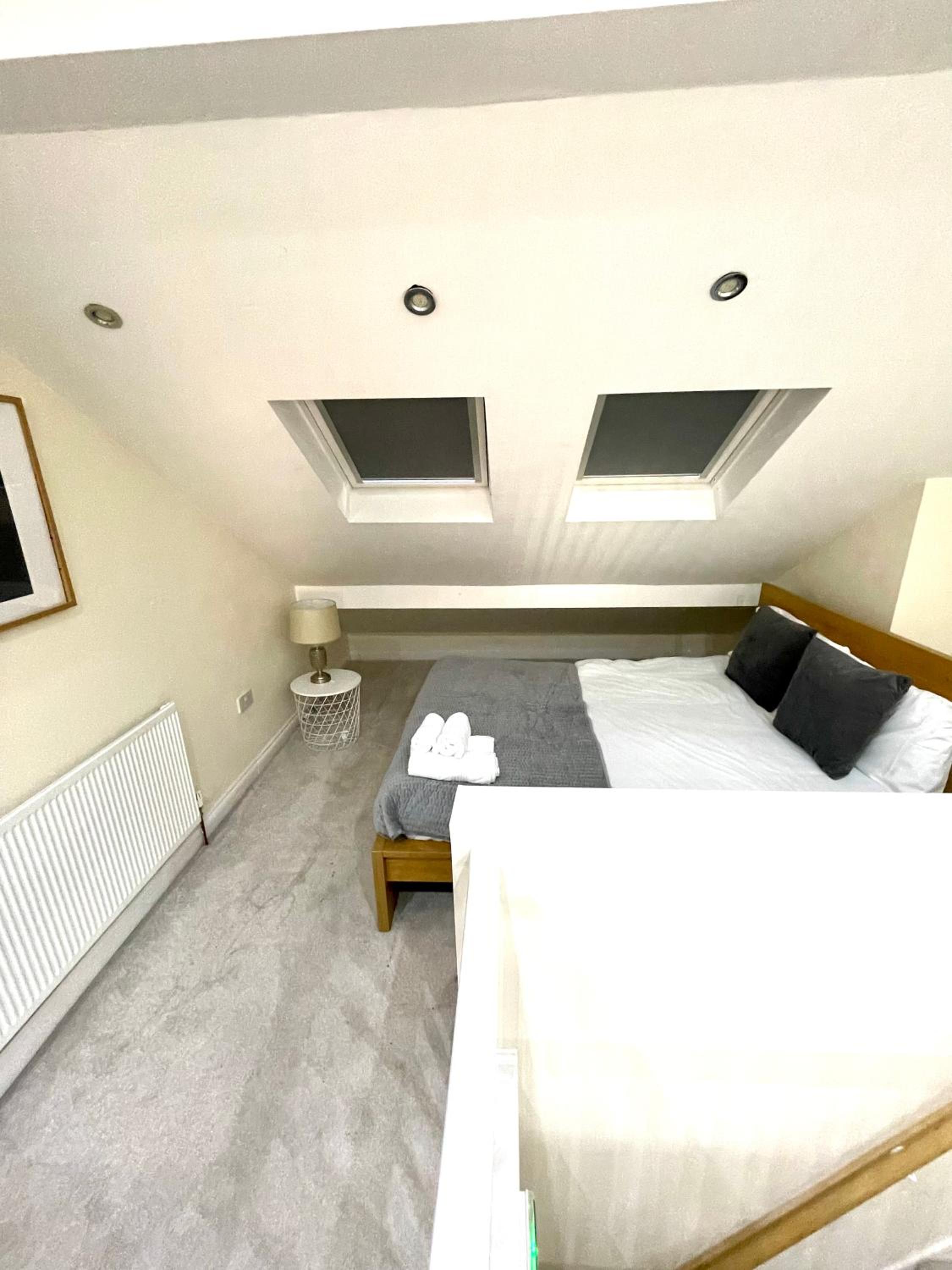 Four-Bedroom House photo 1