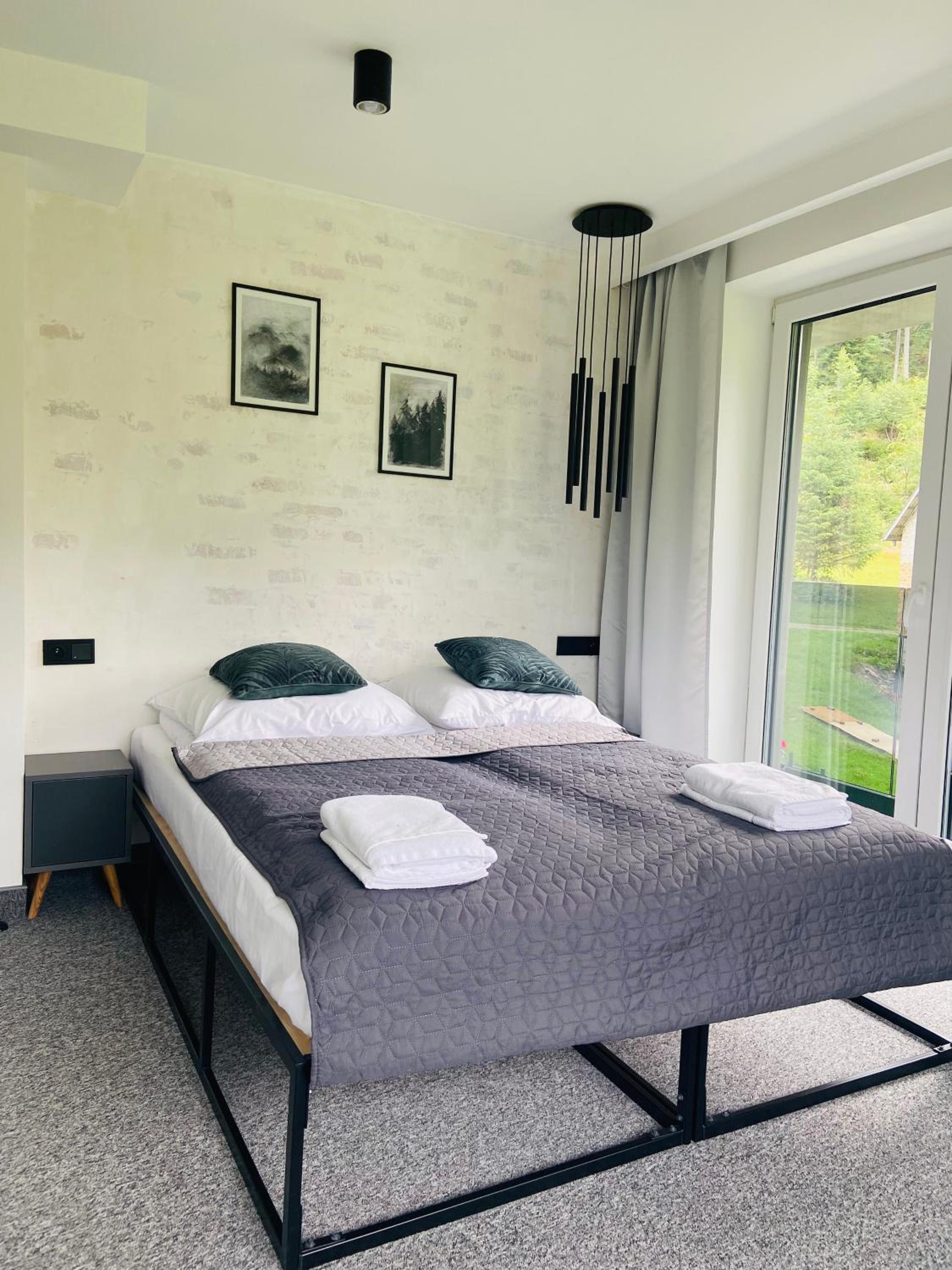 Double or Twin Room with Mountain View photo 1