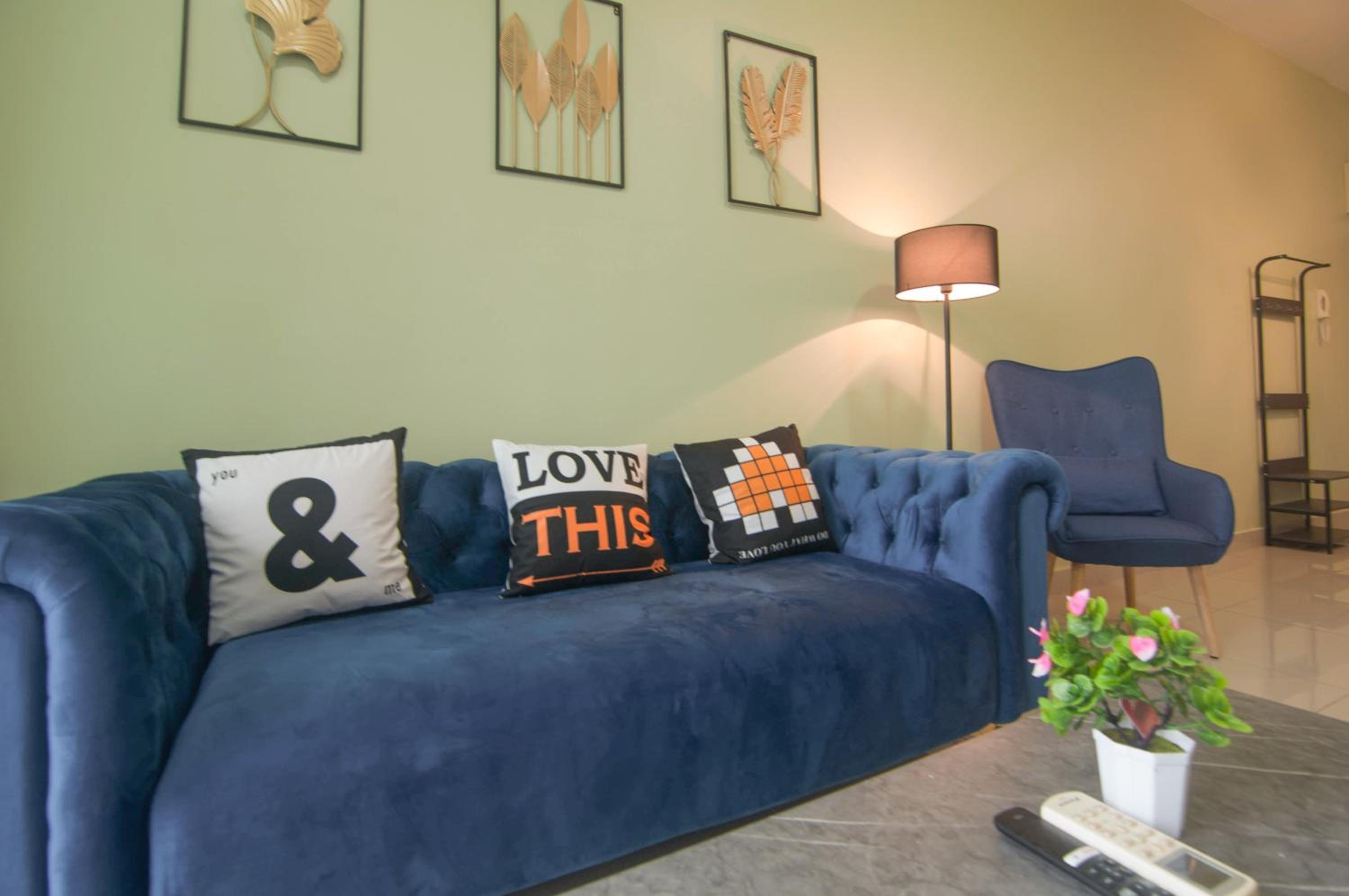 Three-Bedroom Apartment photo 1
