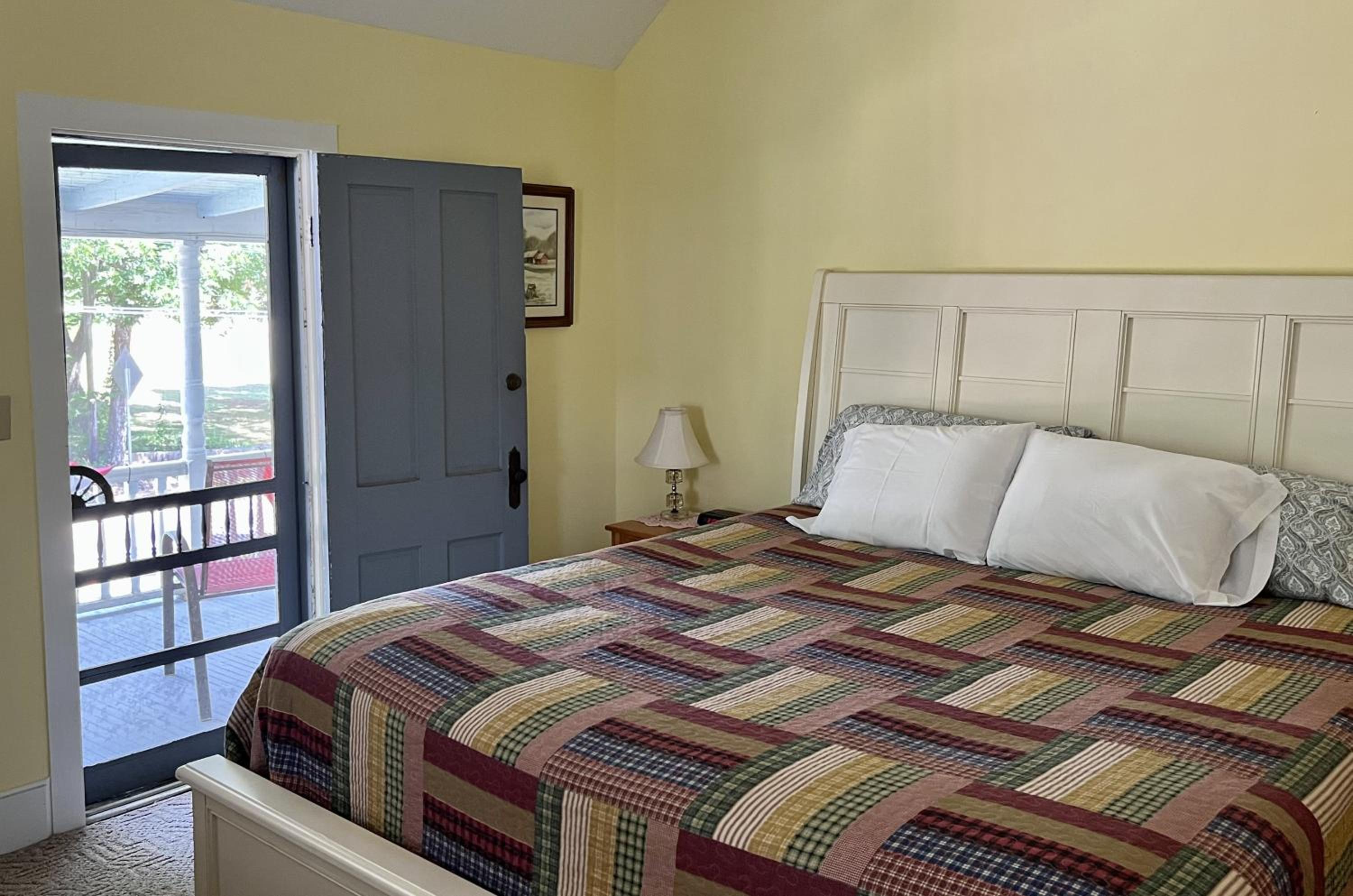 King Room with Balcony photo 3