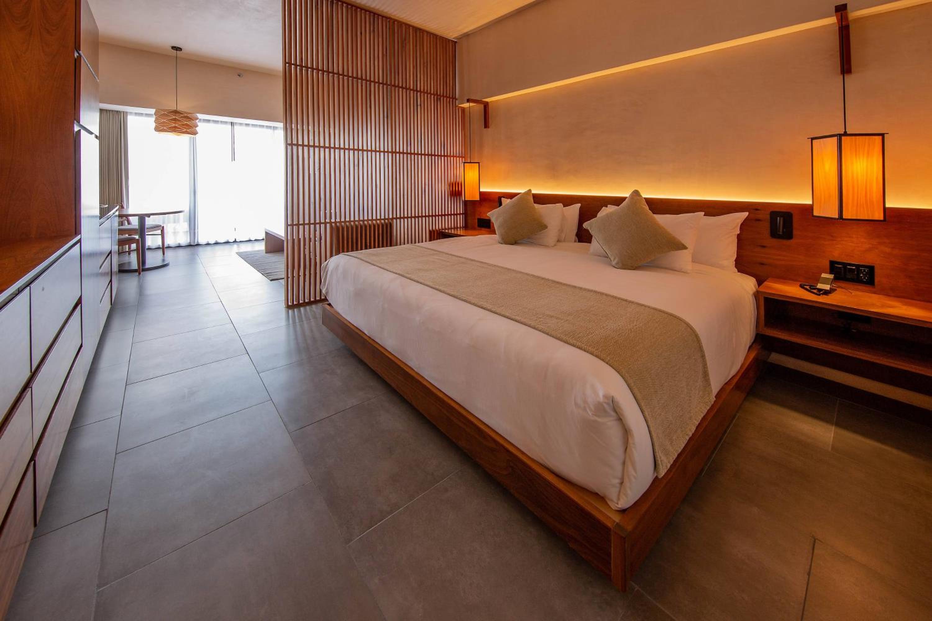 Queen Suite