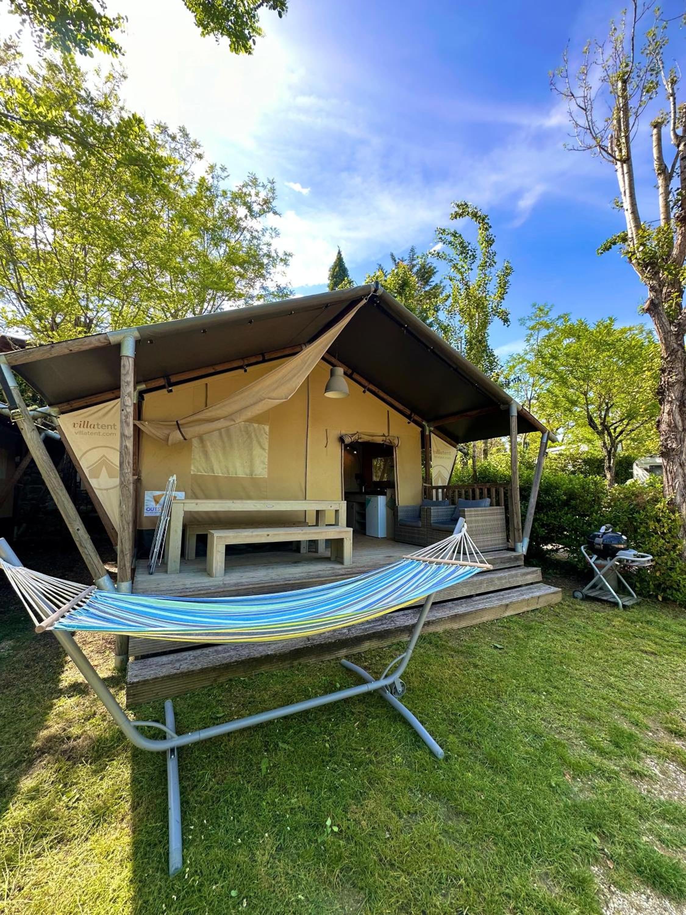 Deluxe Tent
