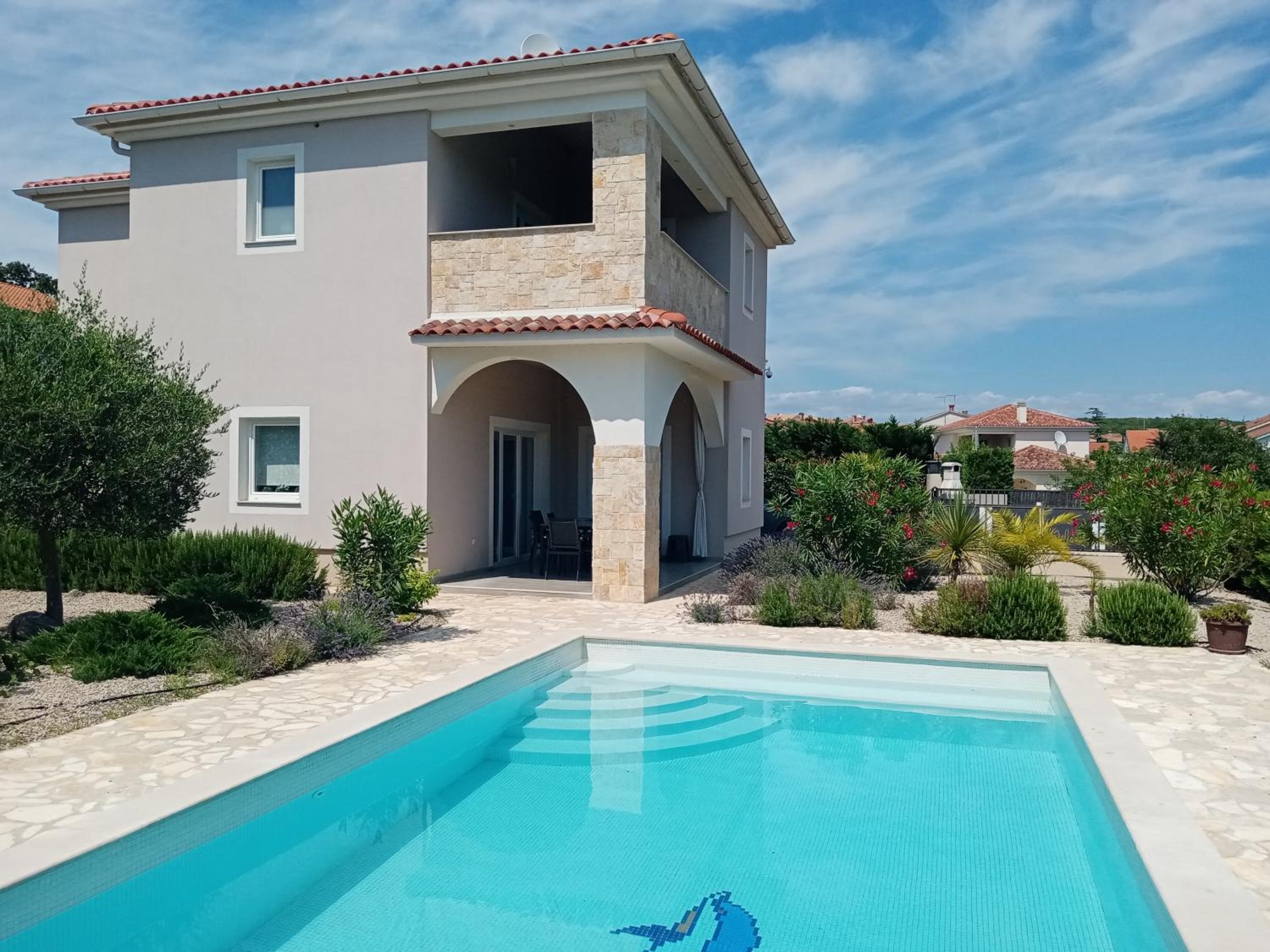 Villa photo 2