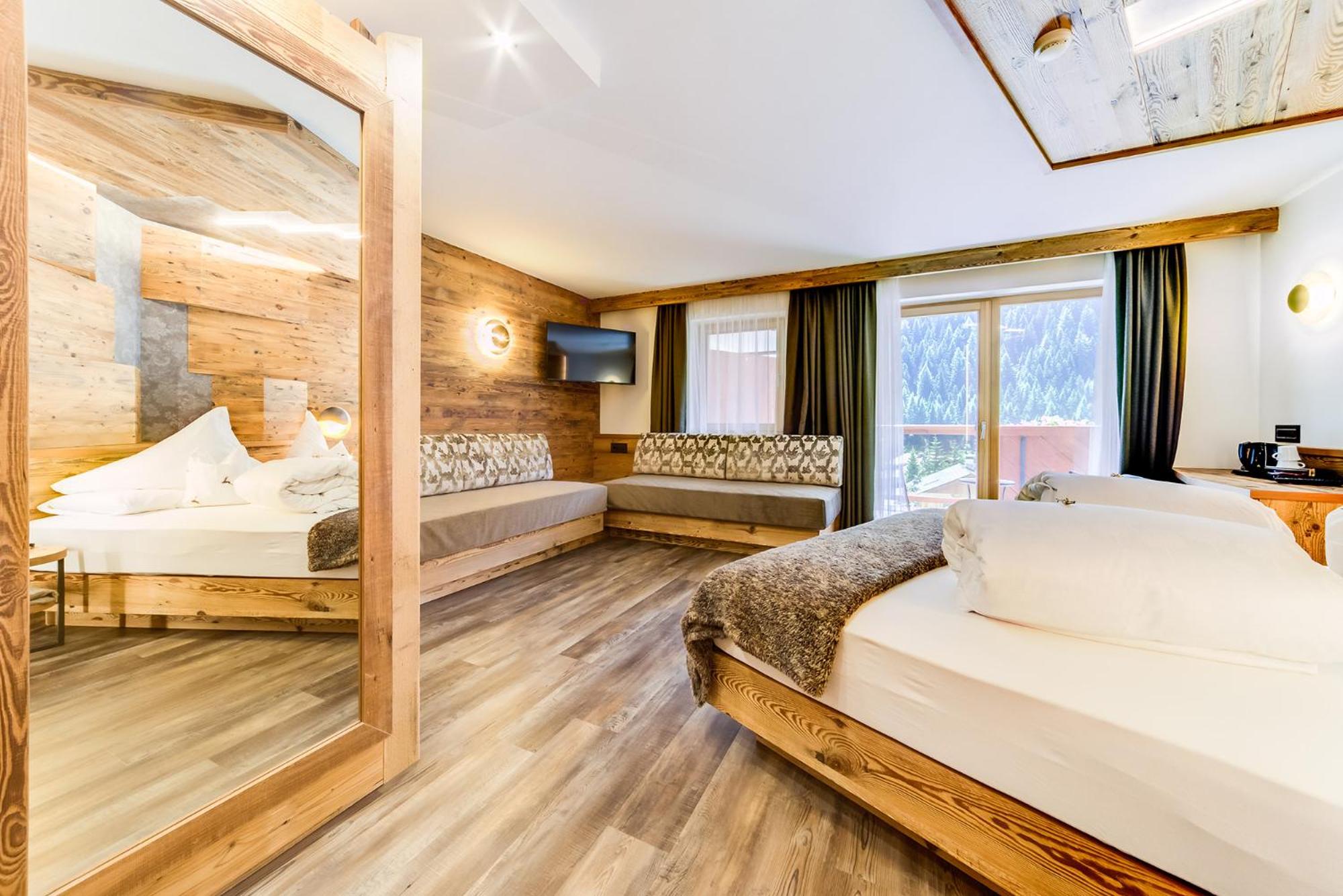 Deluxe Suite - Photo 4
