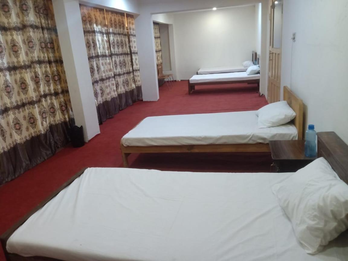 Quadruple Room with Mountain View photo 2