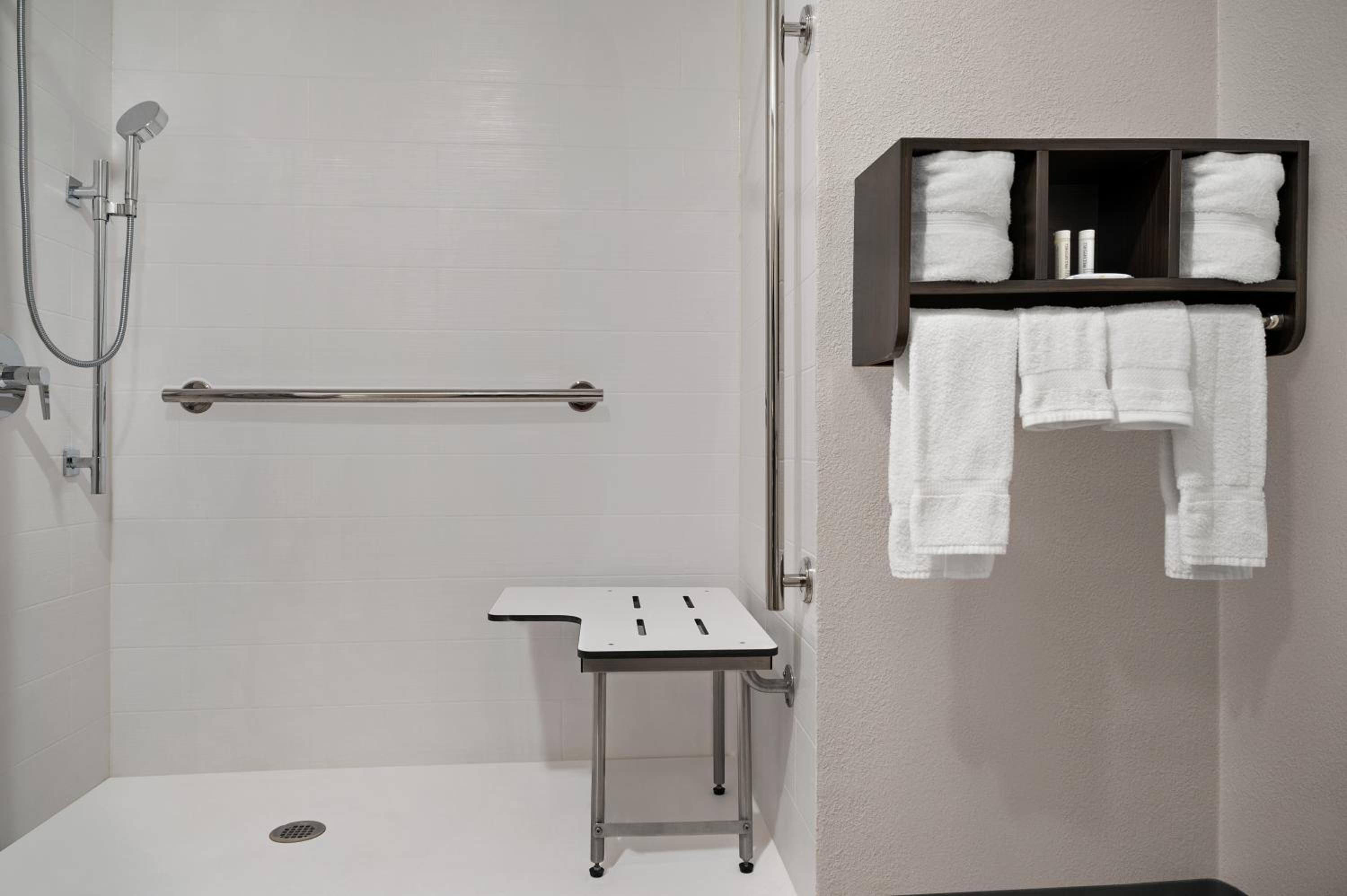 Double Room - Disability Access - Photo 2