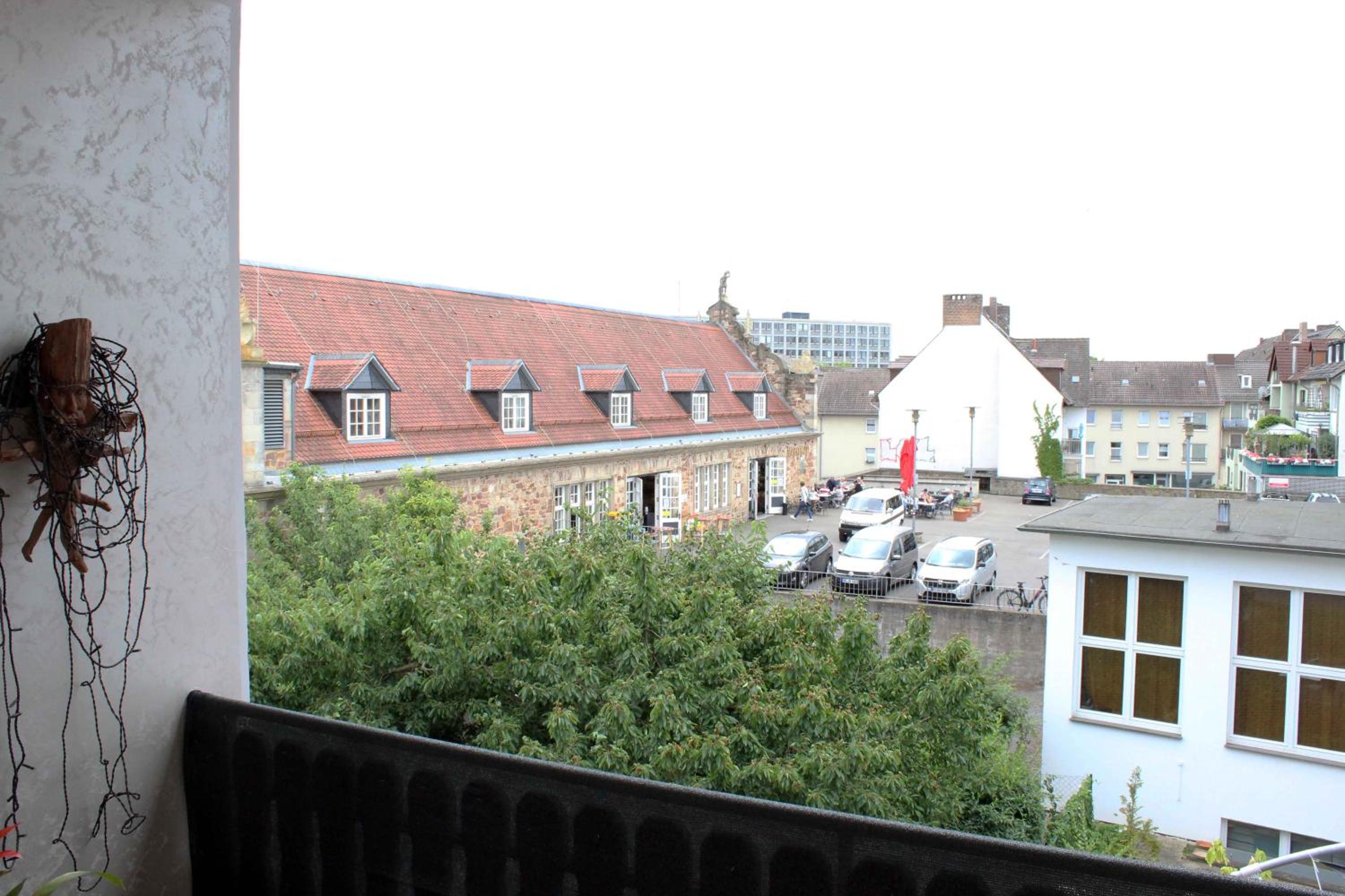 Apartment with Terrace - Photo 2
