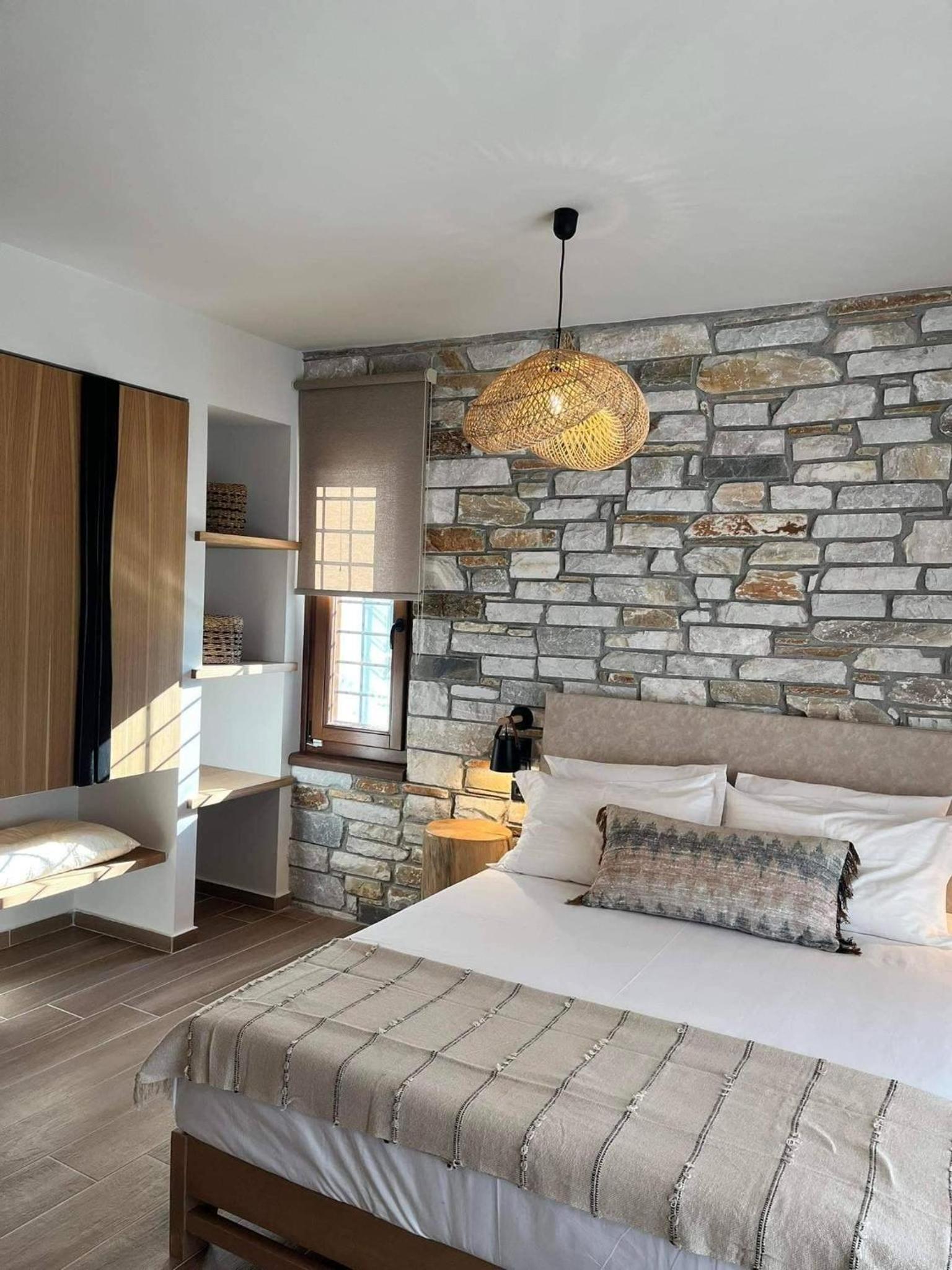 Junior Suite with Sea View - Photo 1