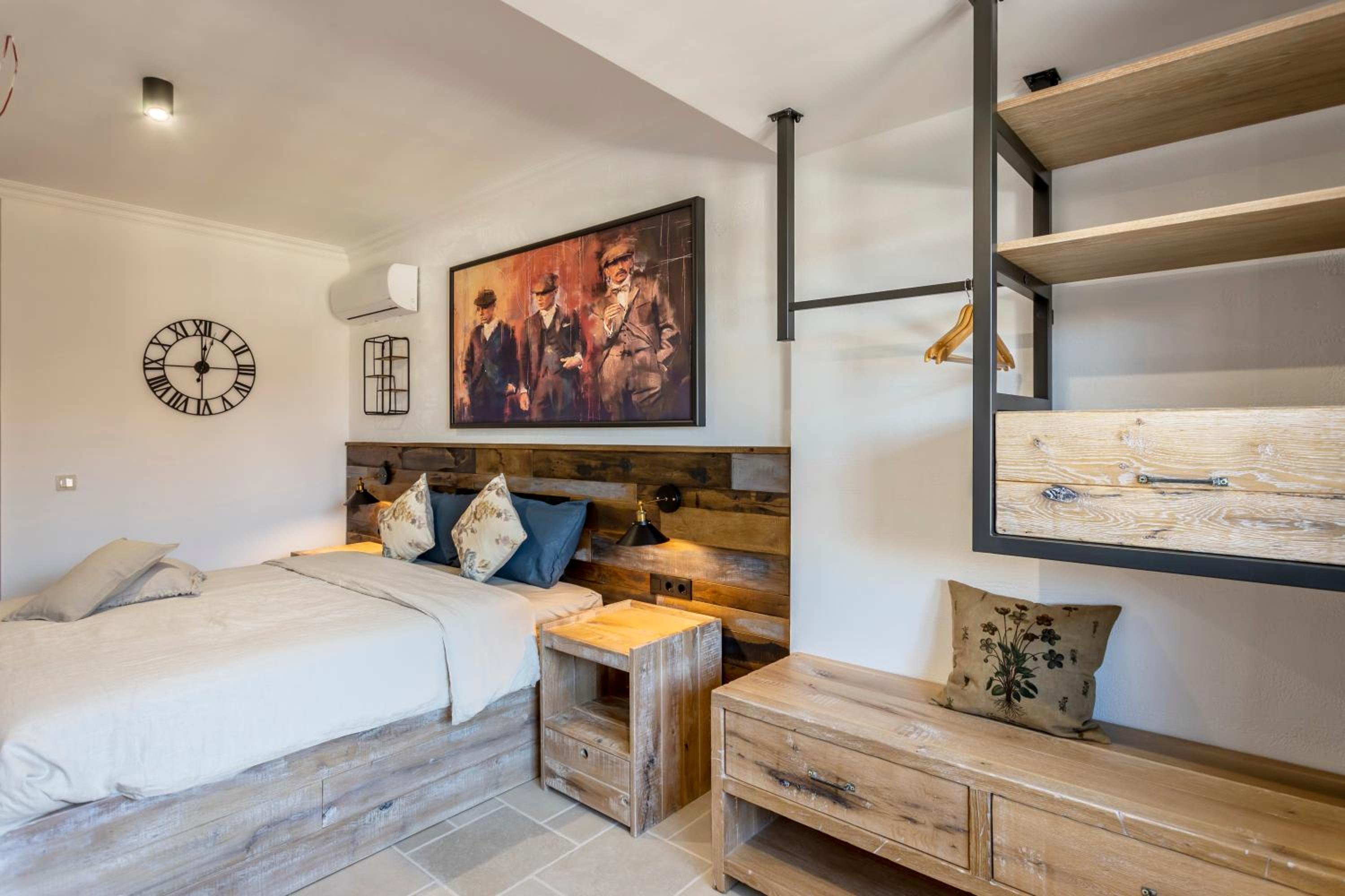 Standard Double Room - Photo 3