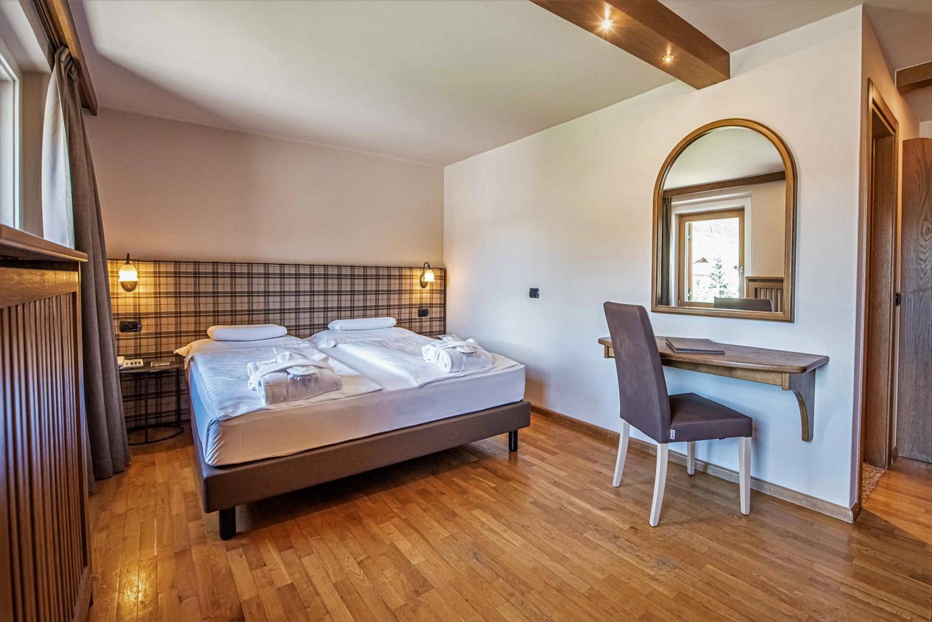 Large Double Room photo 2