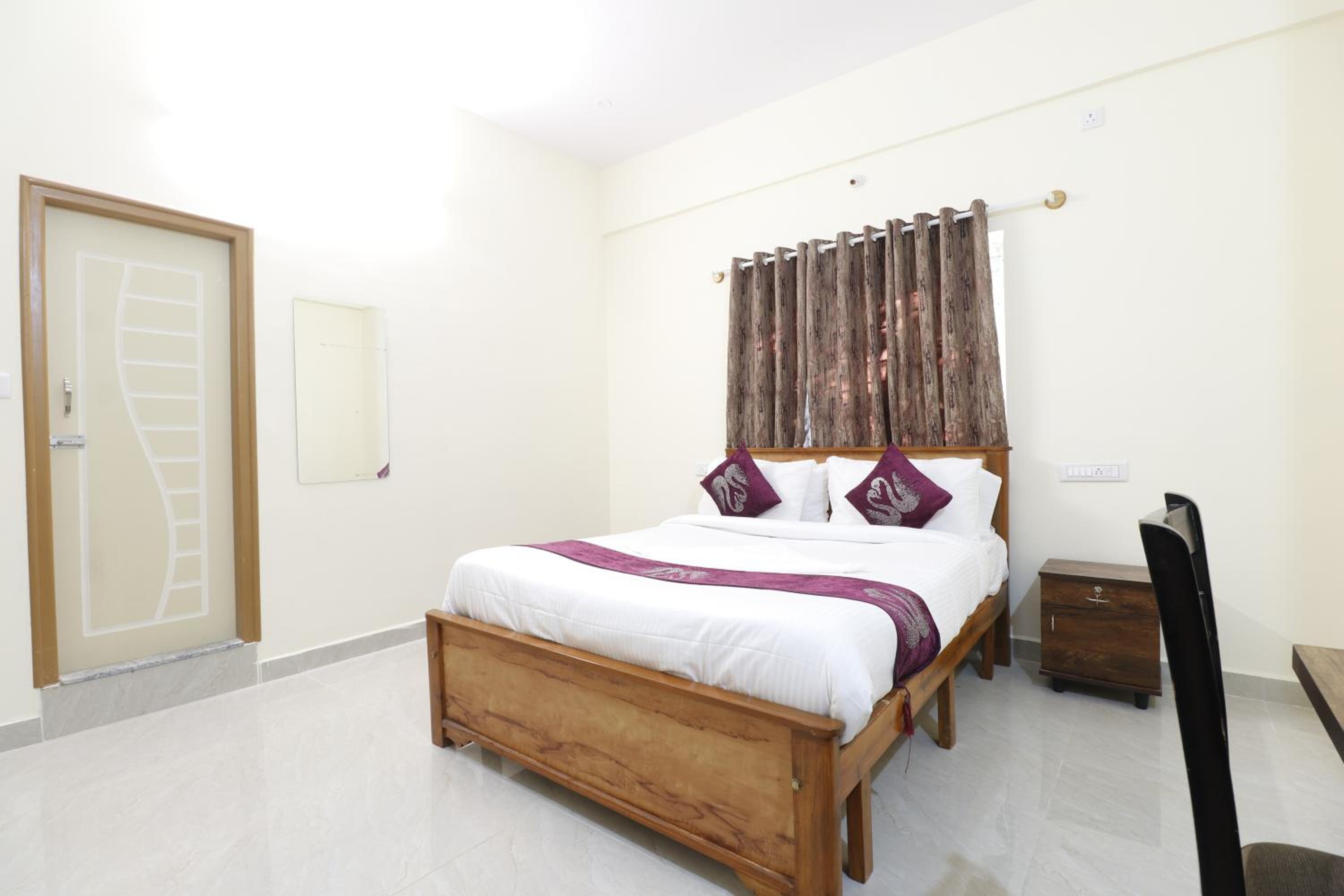 Deluxe Double Room - Photo 2
