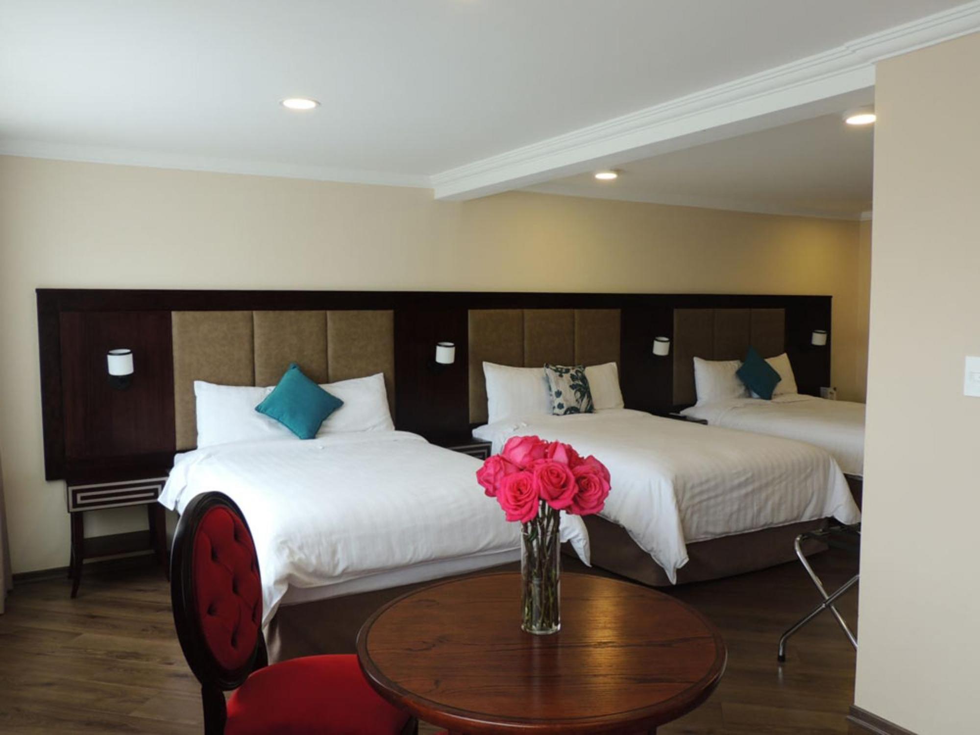 Deluxe Triple Room photo 3