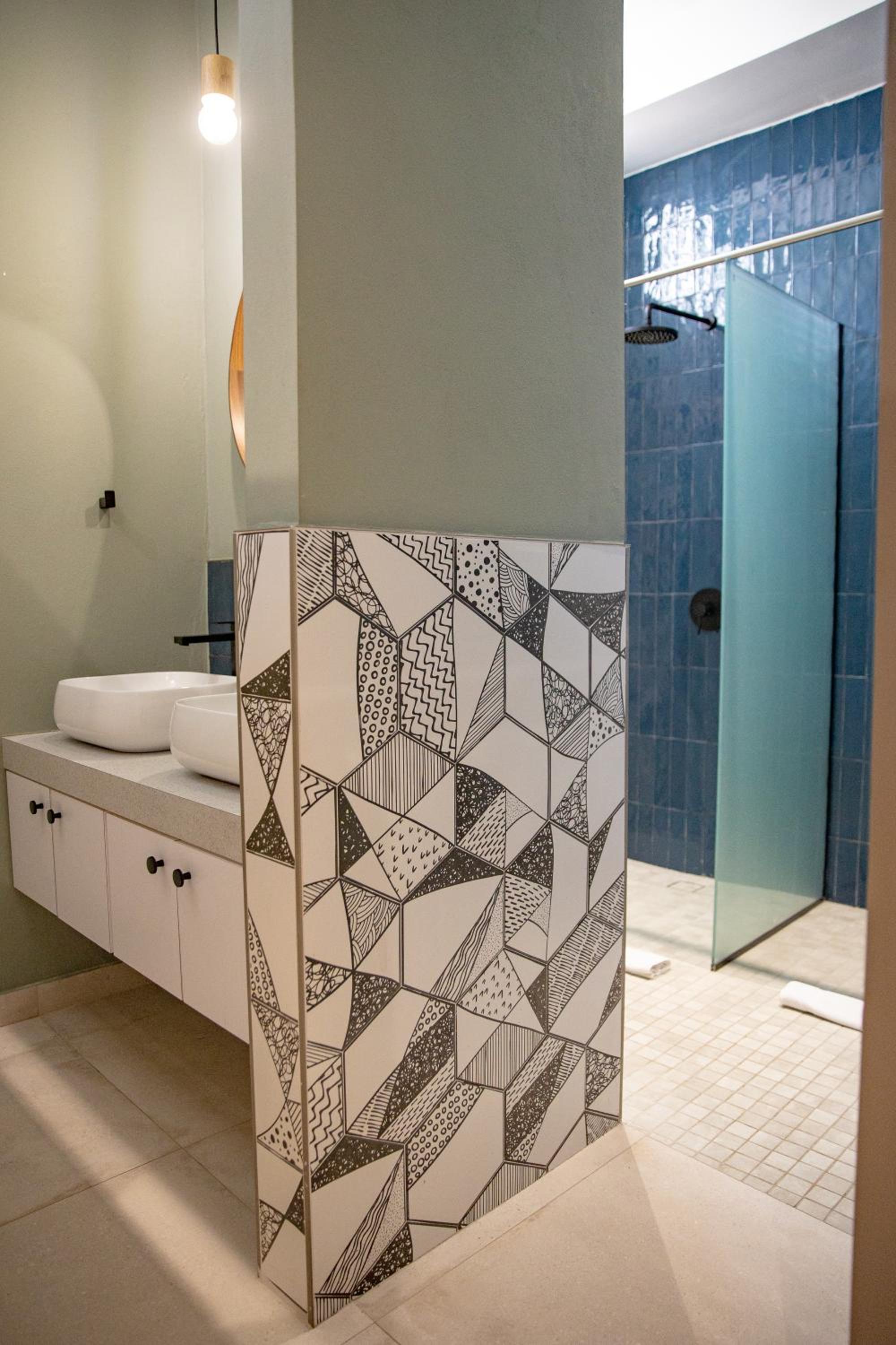 Deluxe Family Suite photo 2