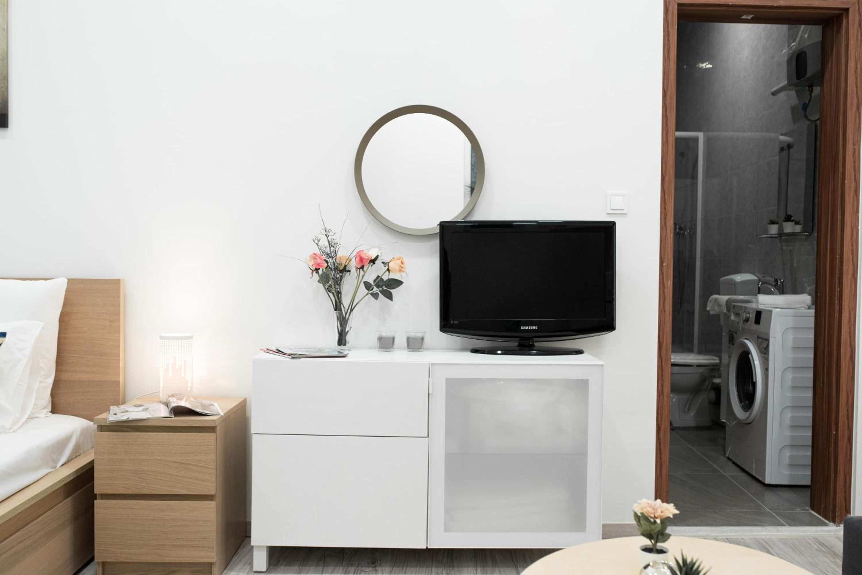 Apartment - Photo 11