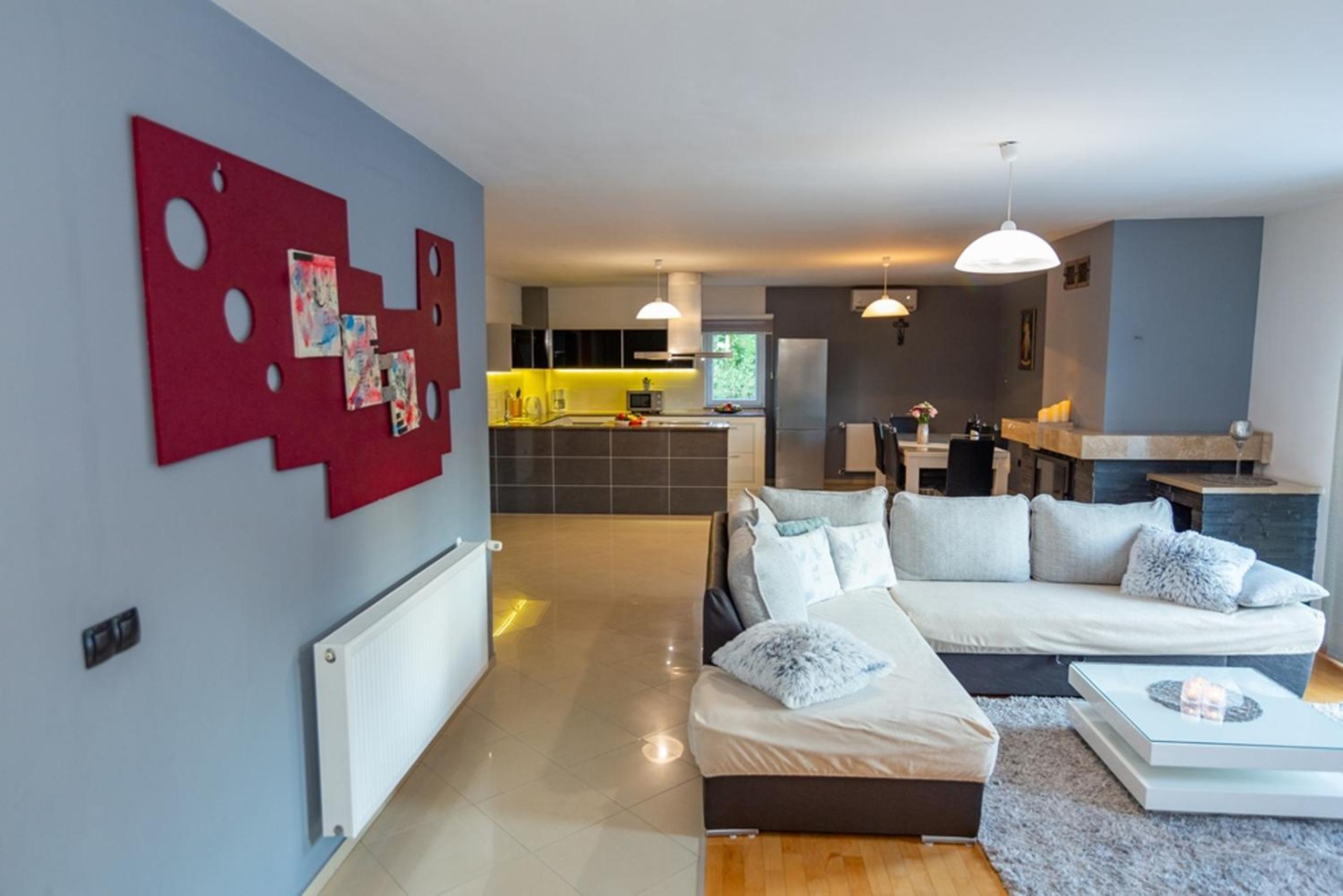 Three-Bedroom Villa photo 3