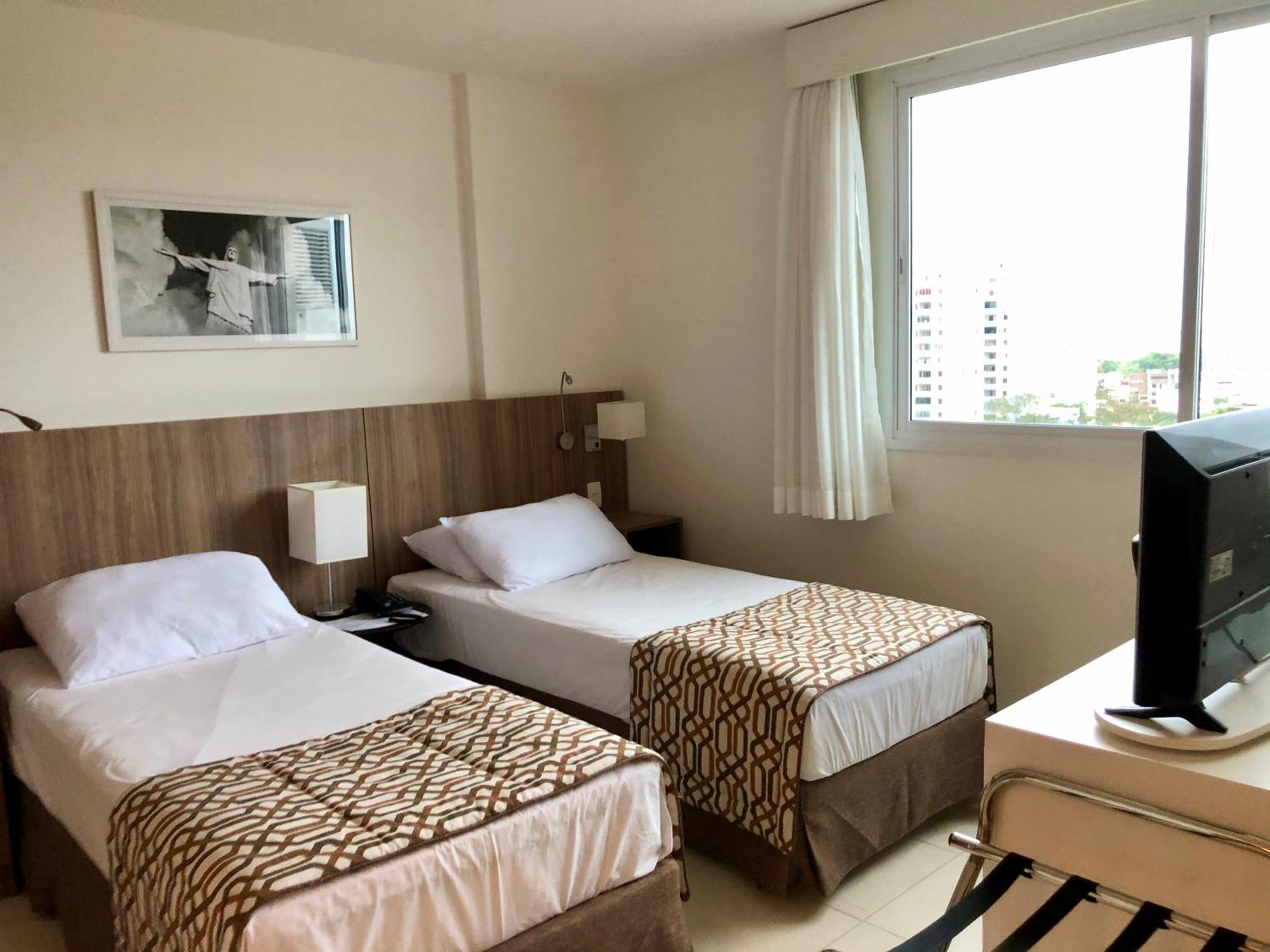 Studio Apartment - Photo 29