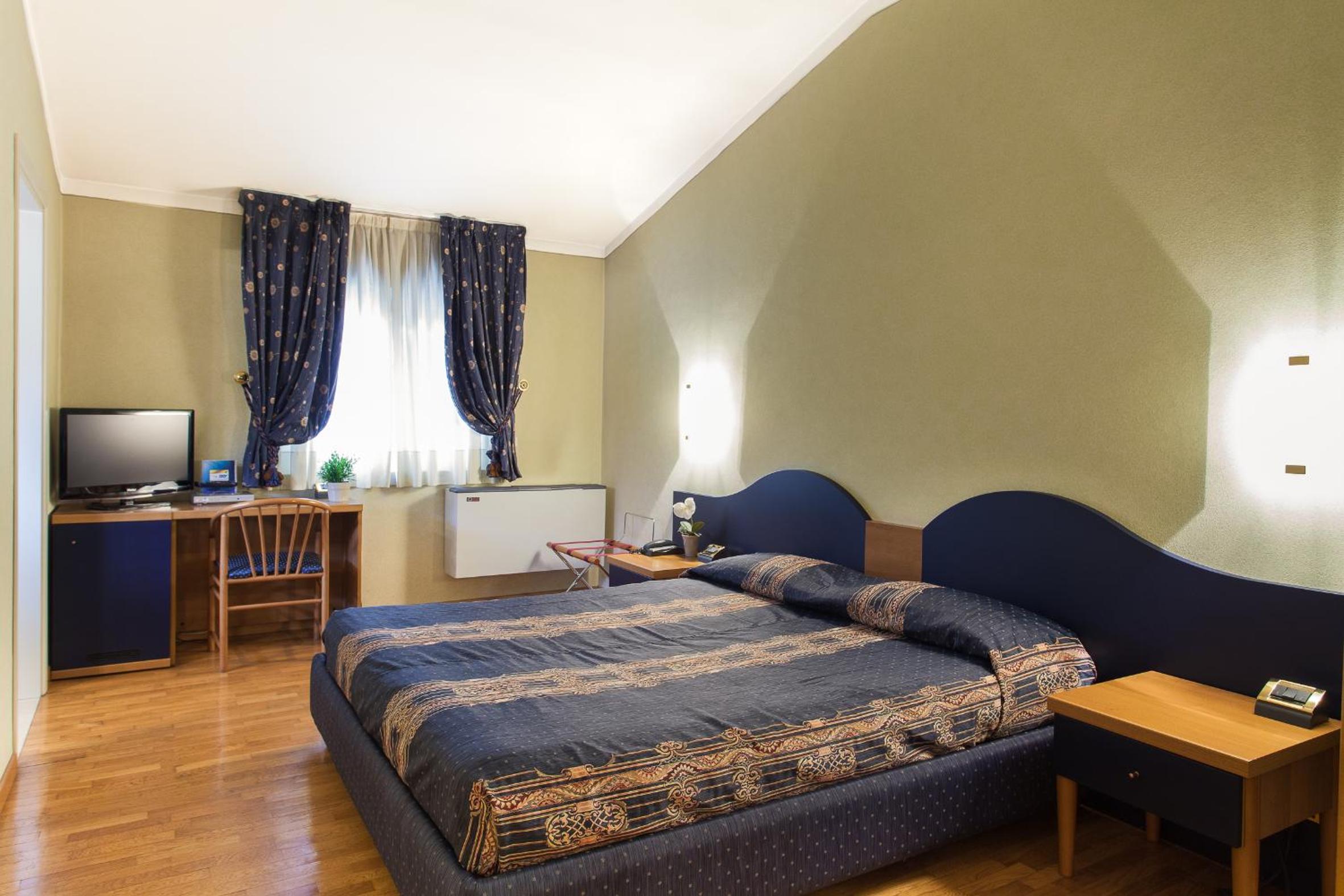 Triple Room - Photo 5