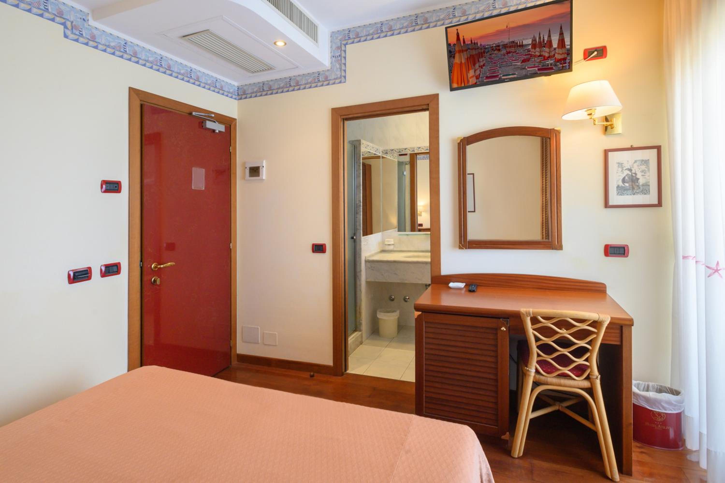 Comfort Double Room with Balcony photo 2