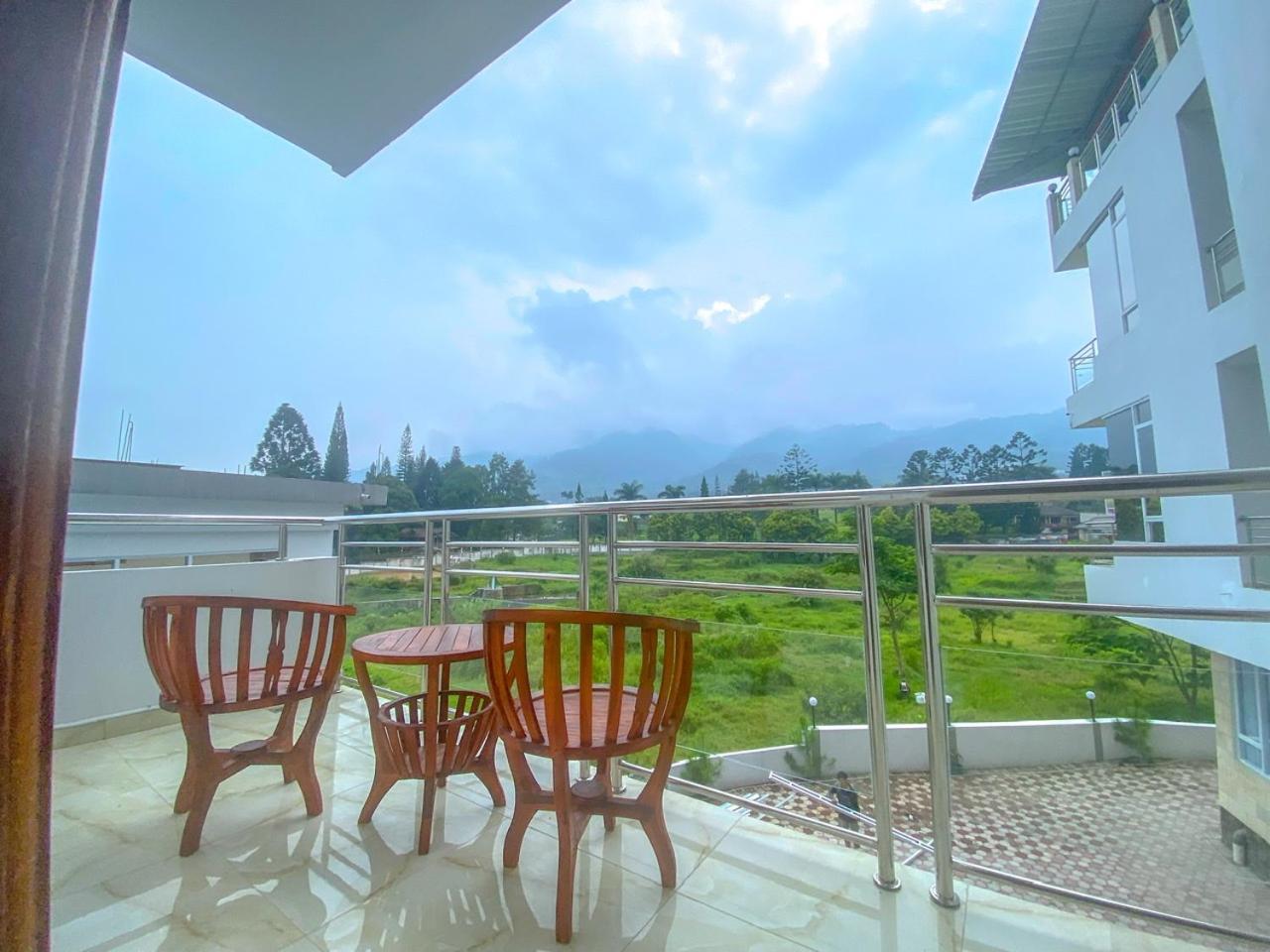Apartment with Mountain View - Photo 18