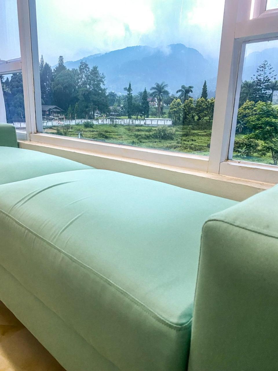 Apartment with Mountain View - Photo 21