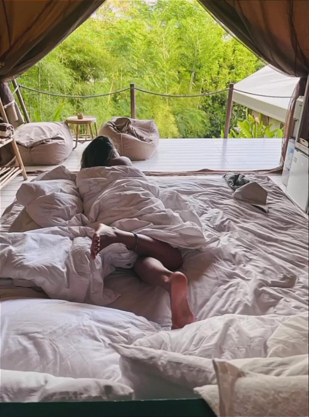 Tent with Garden view - Photo 10