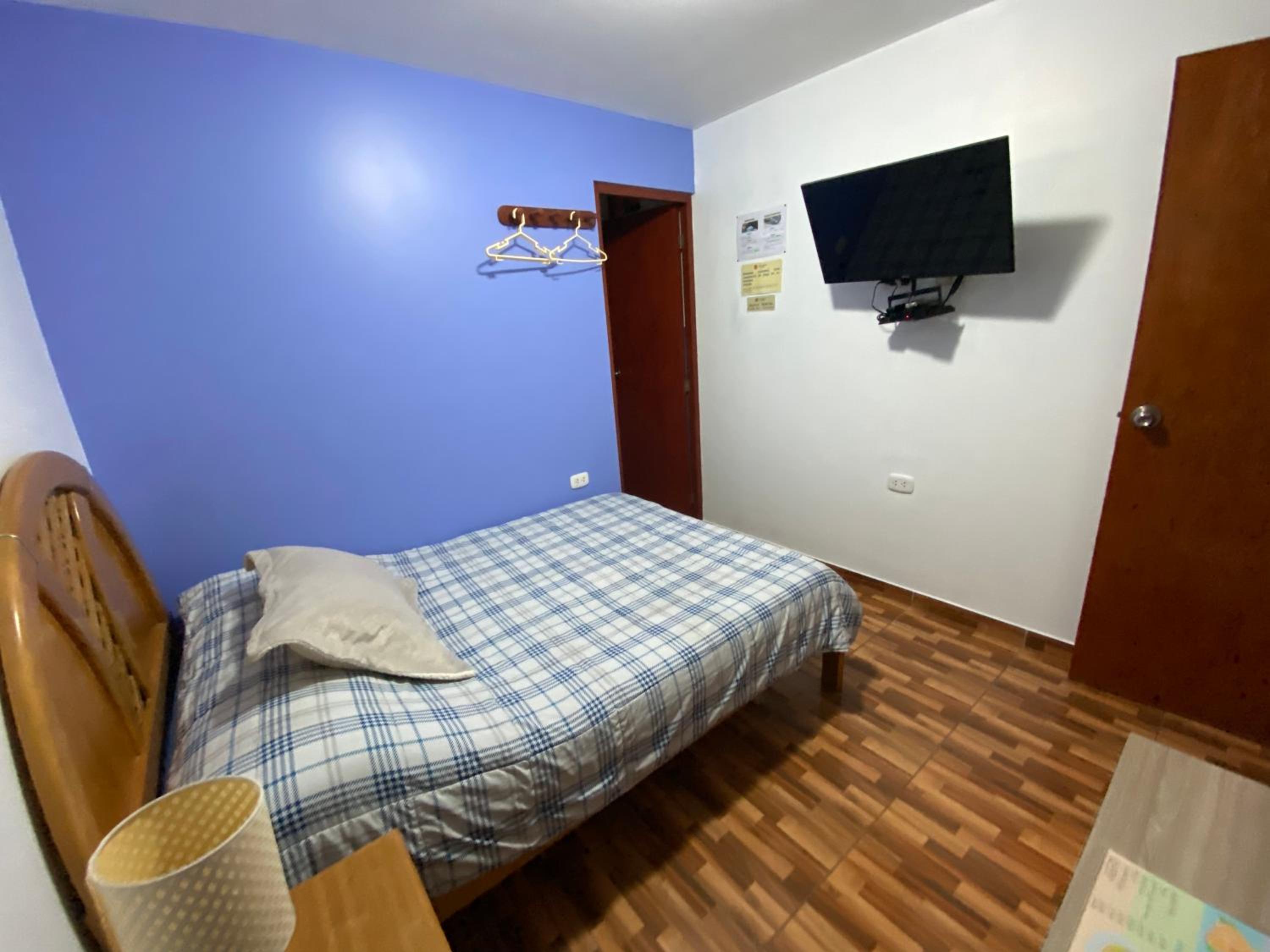 Double Room with Private Bathroom photo 2