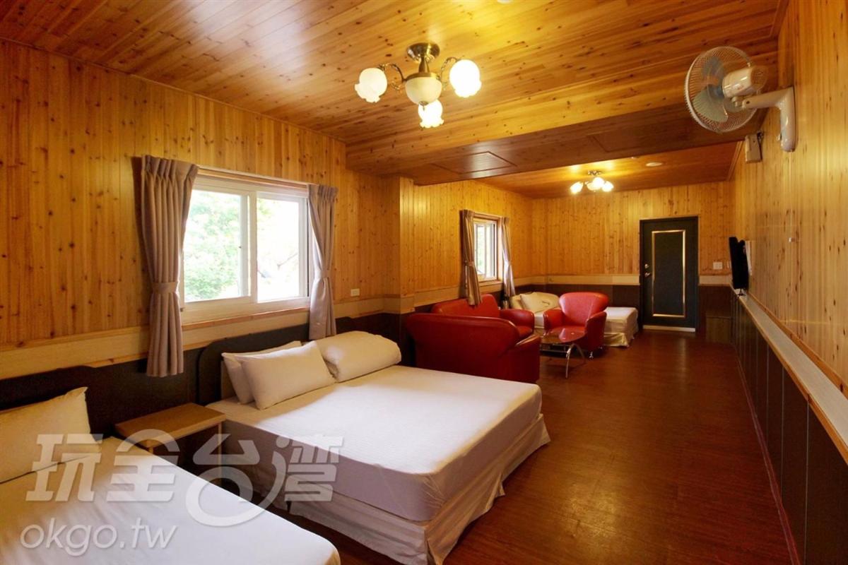 Standard Family Room(6 Adults)