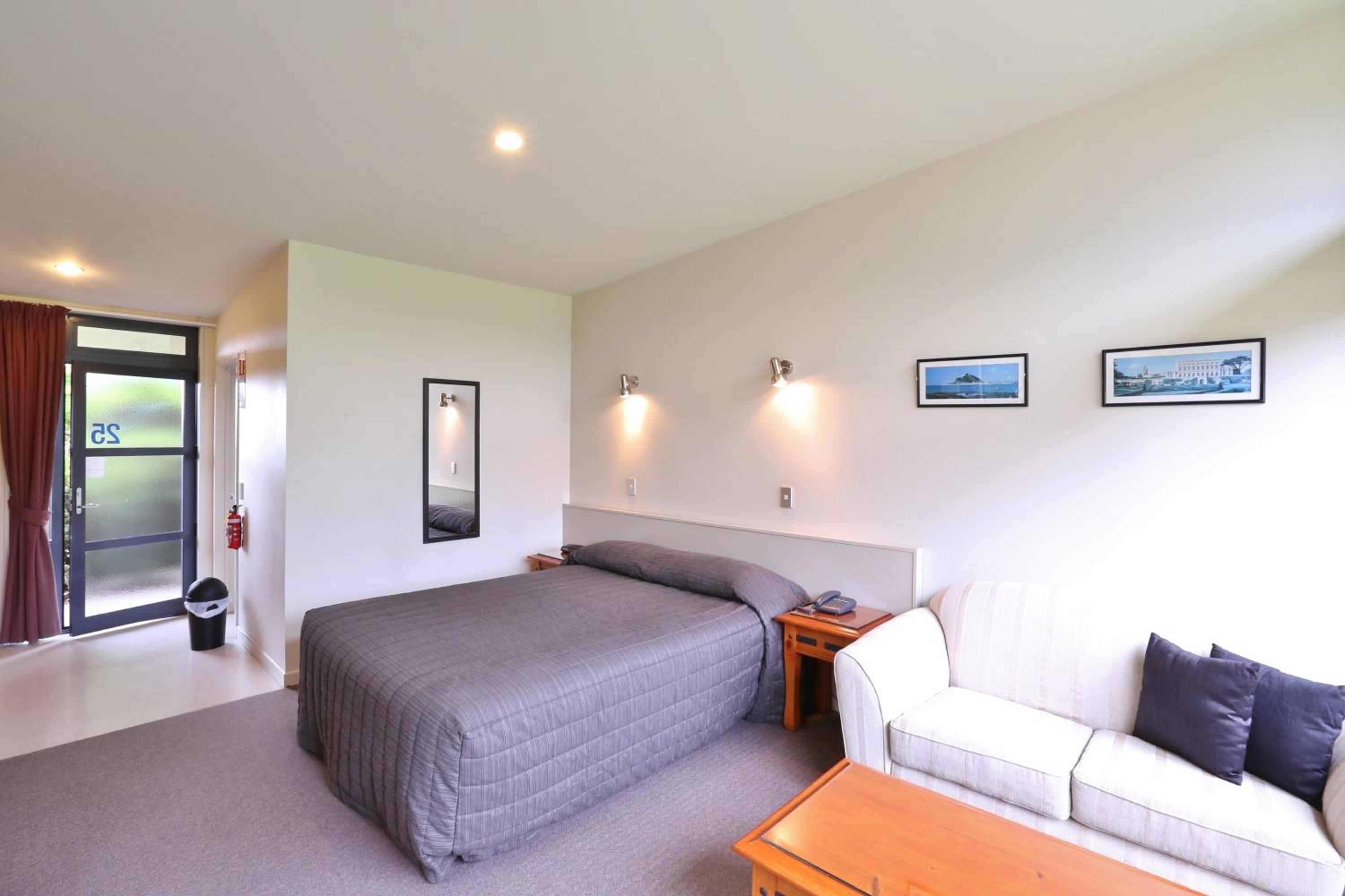Executive Double Room - Photo 10