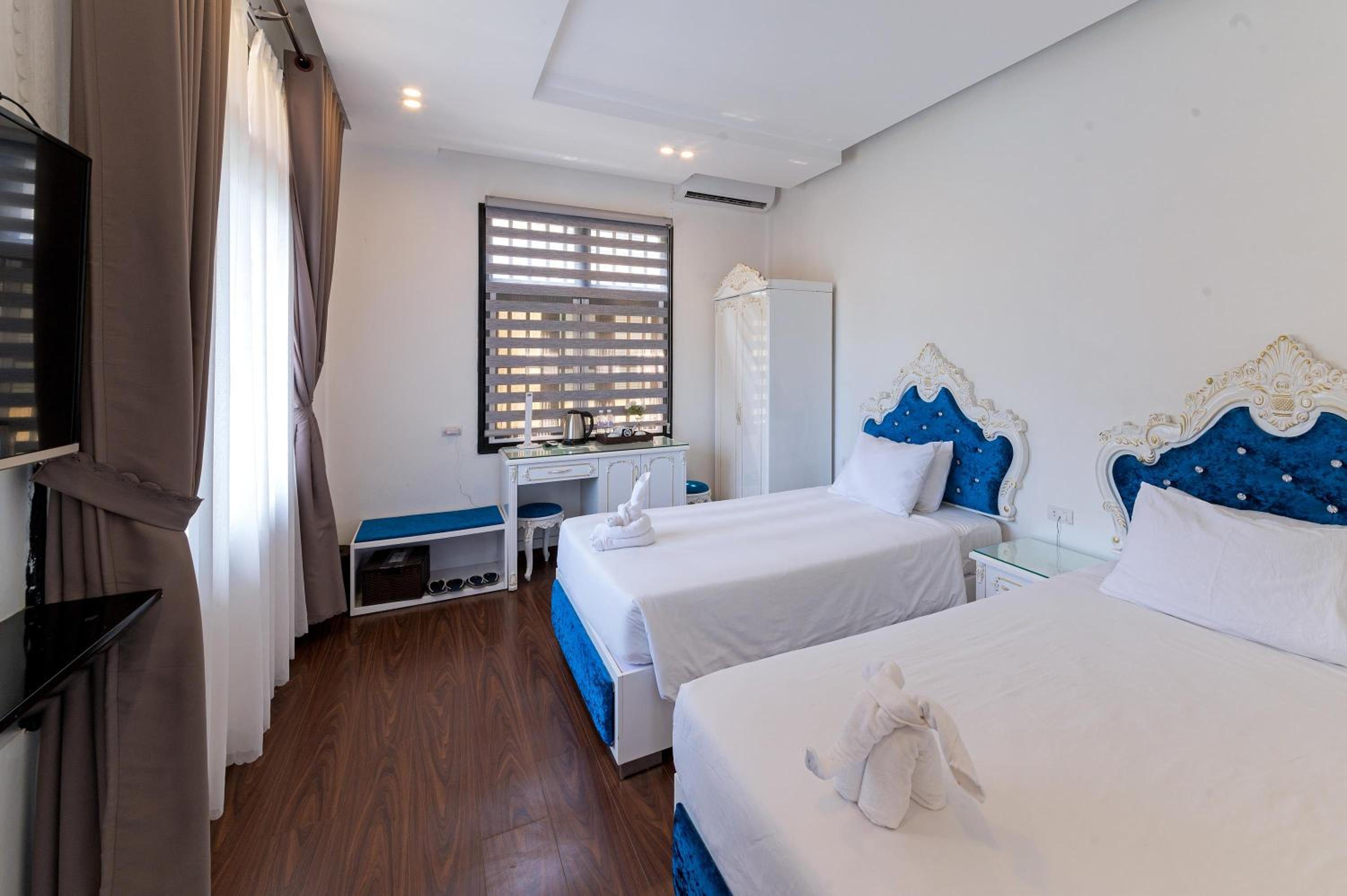 Deluxe Double or Twin Room