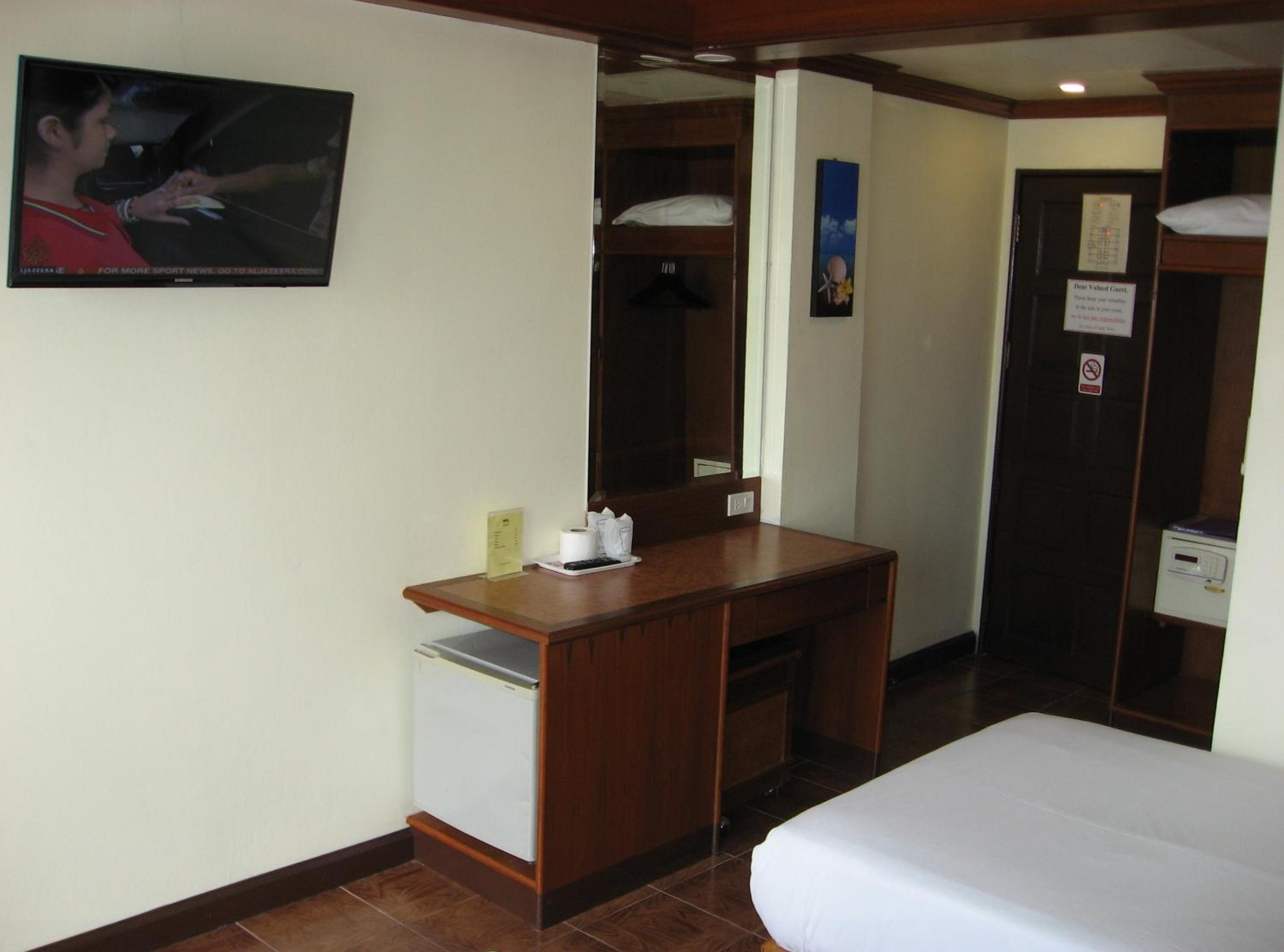 Standard Double Room - Photo 4