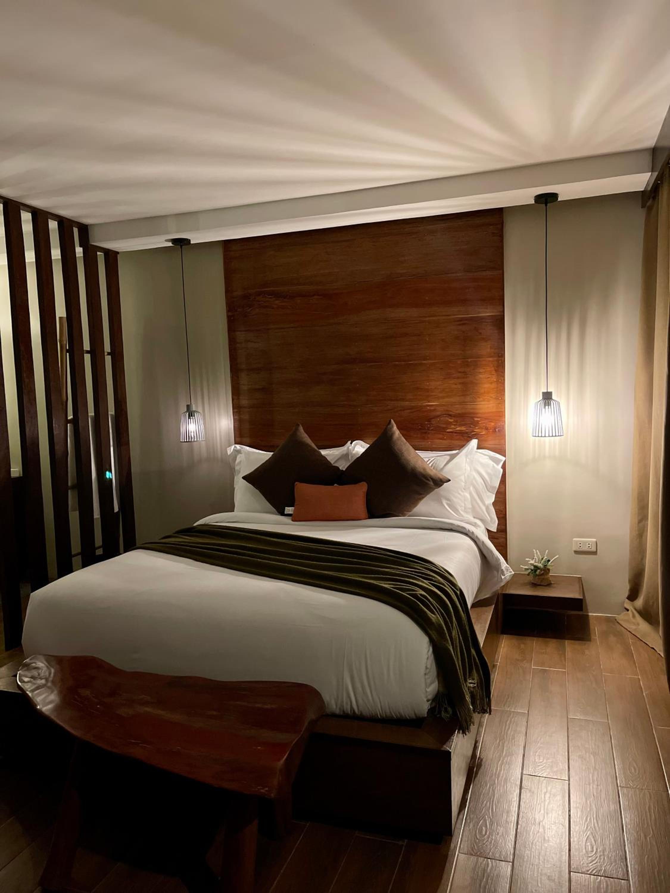 Deluxe Double Room with Sea View and Free Roundtrip Lio Airport Transfers - Photo 8