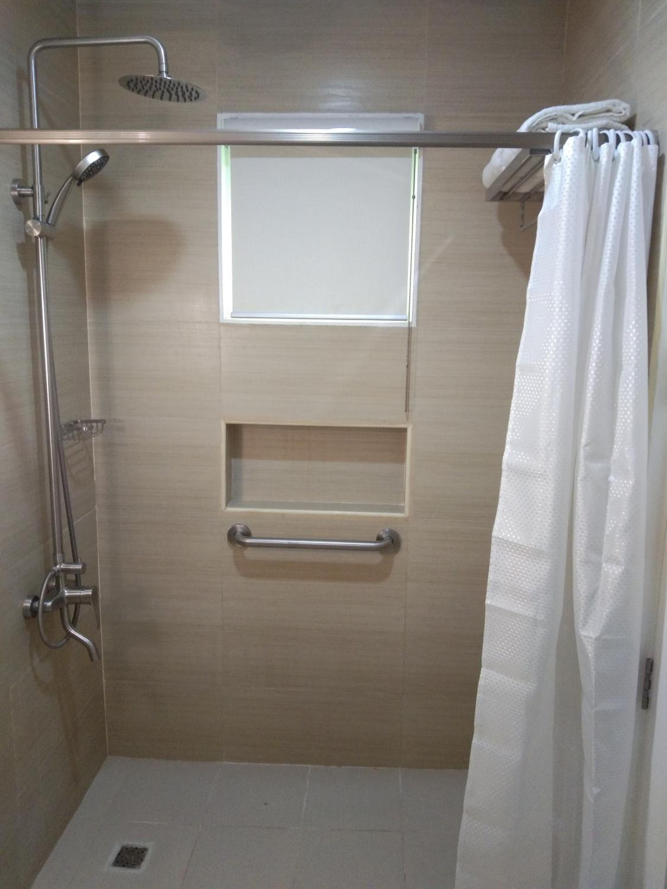 Deluxe Twin Room - Photo 3