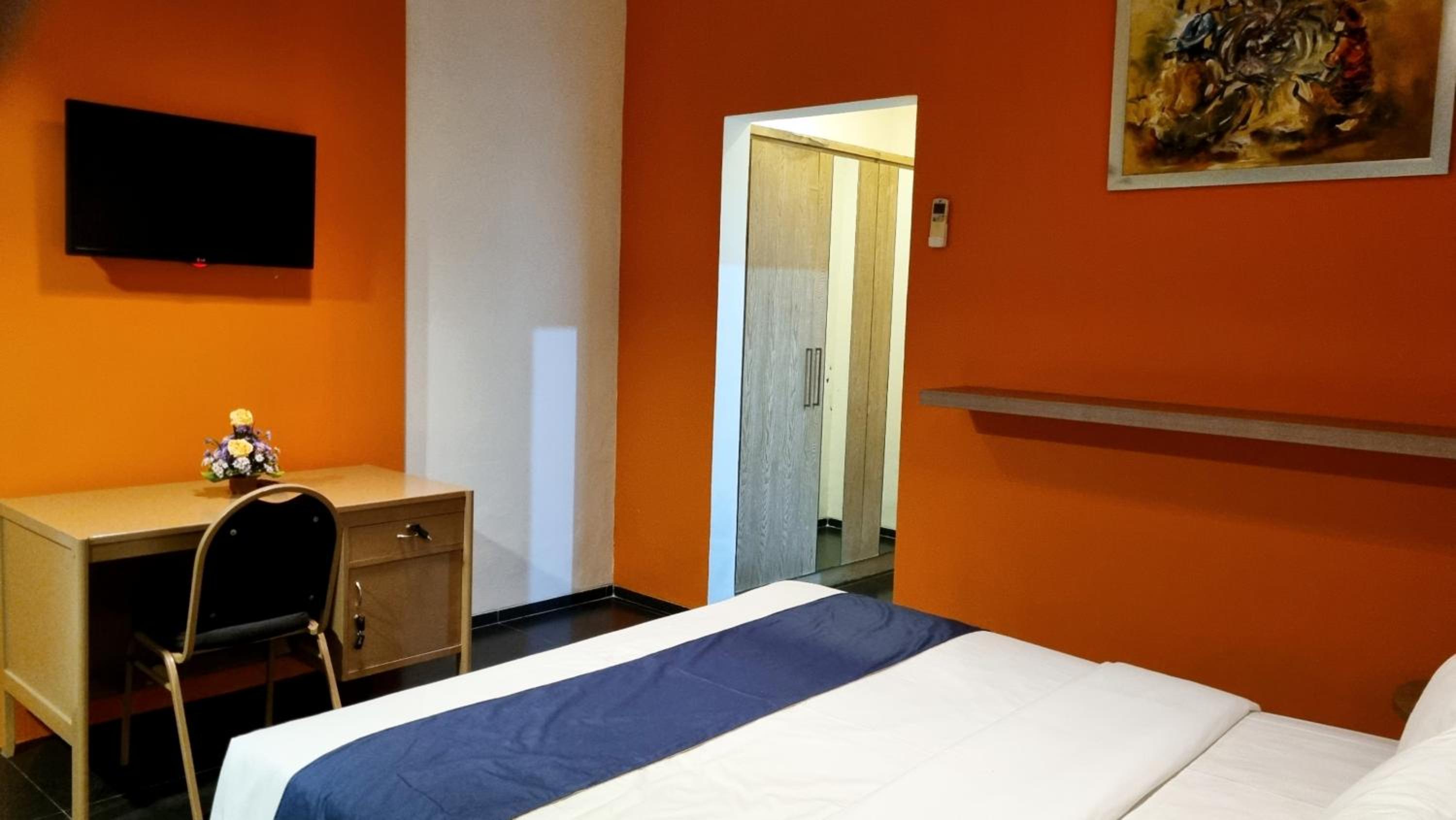 Gardenia Deluxe Room - Photo 4