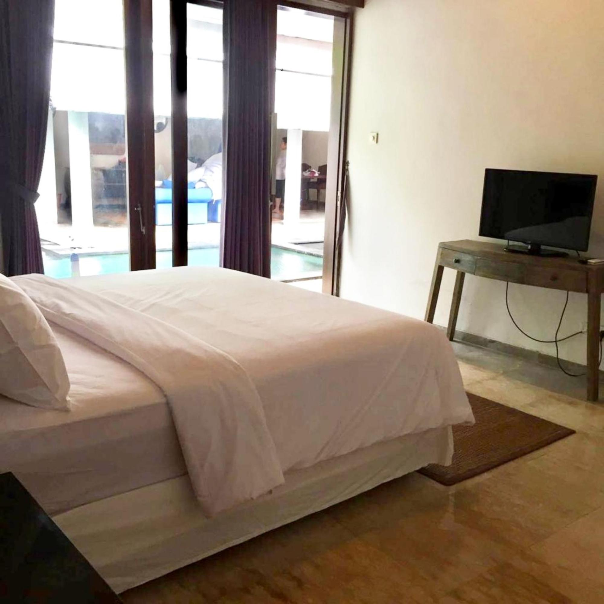 Two-Bedroom Villa with Private Pool - Photo 5