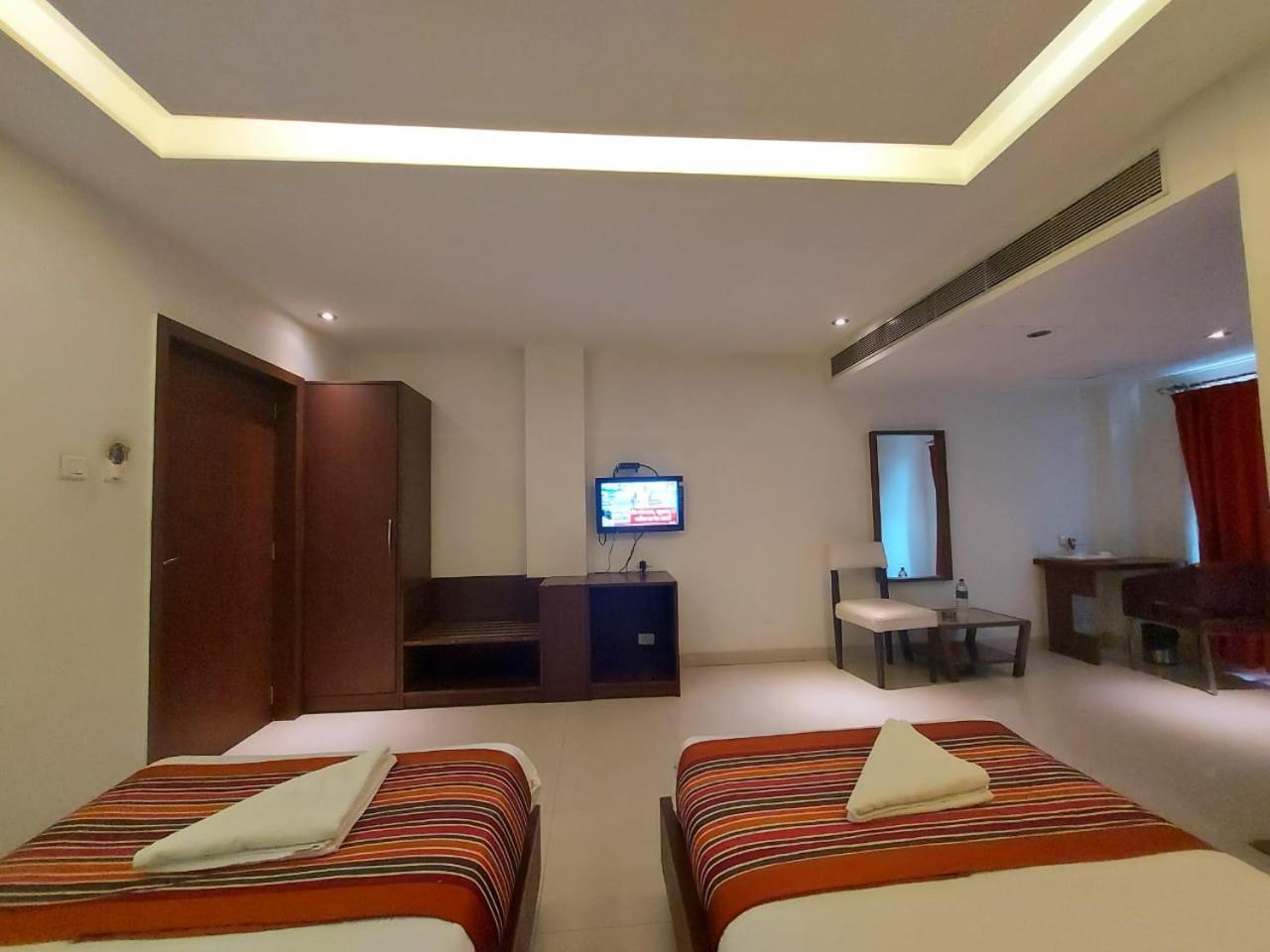 Deluxe Twin Room